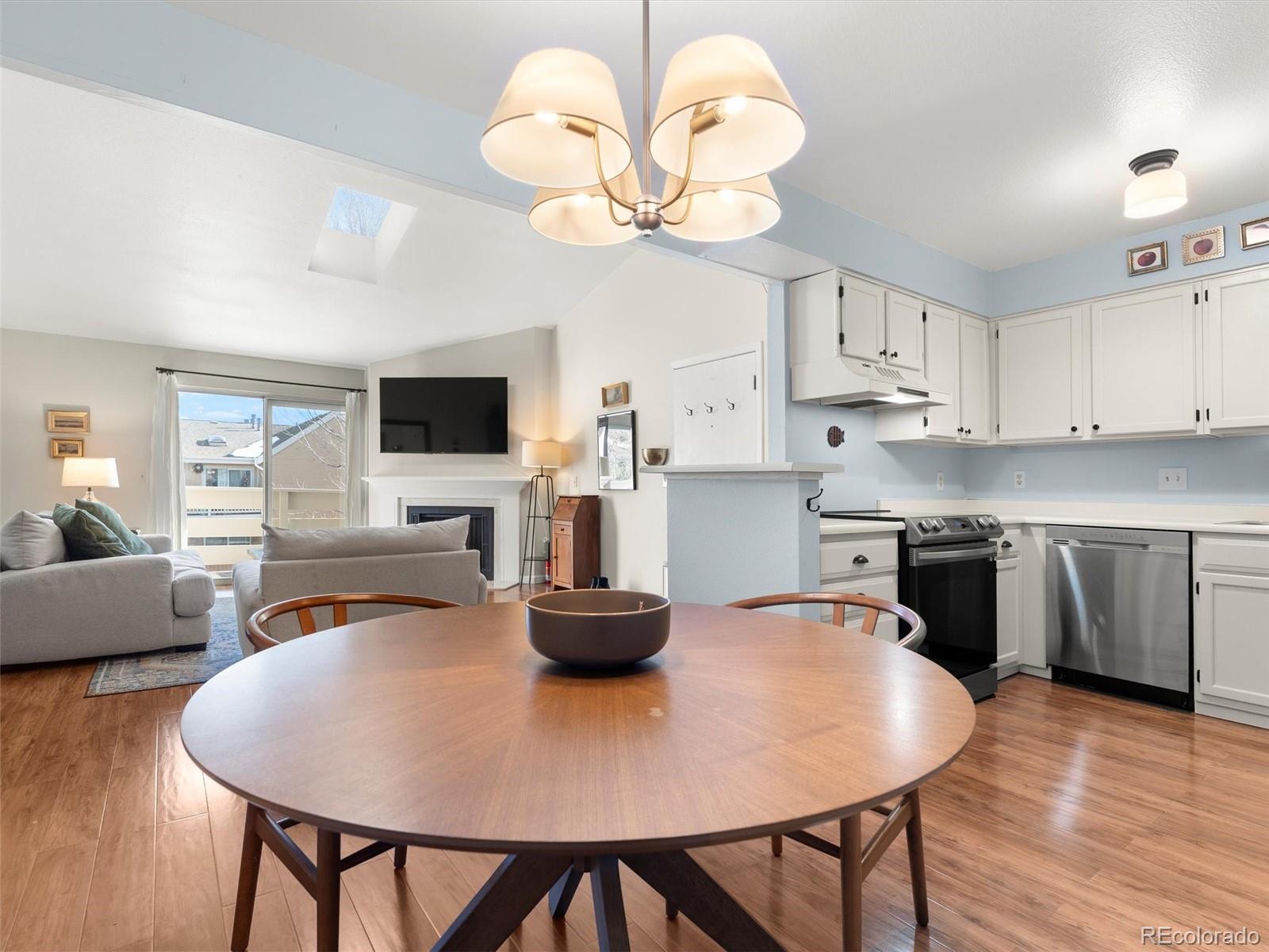 MLS Image #7 for 3320 s ammons street,lakewood, Colorado