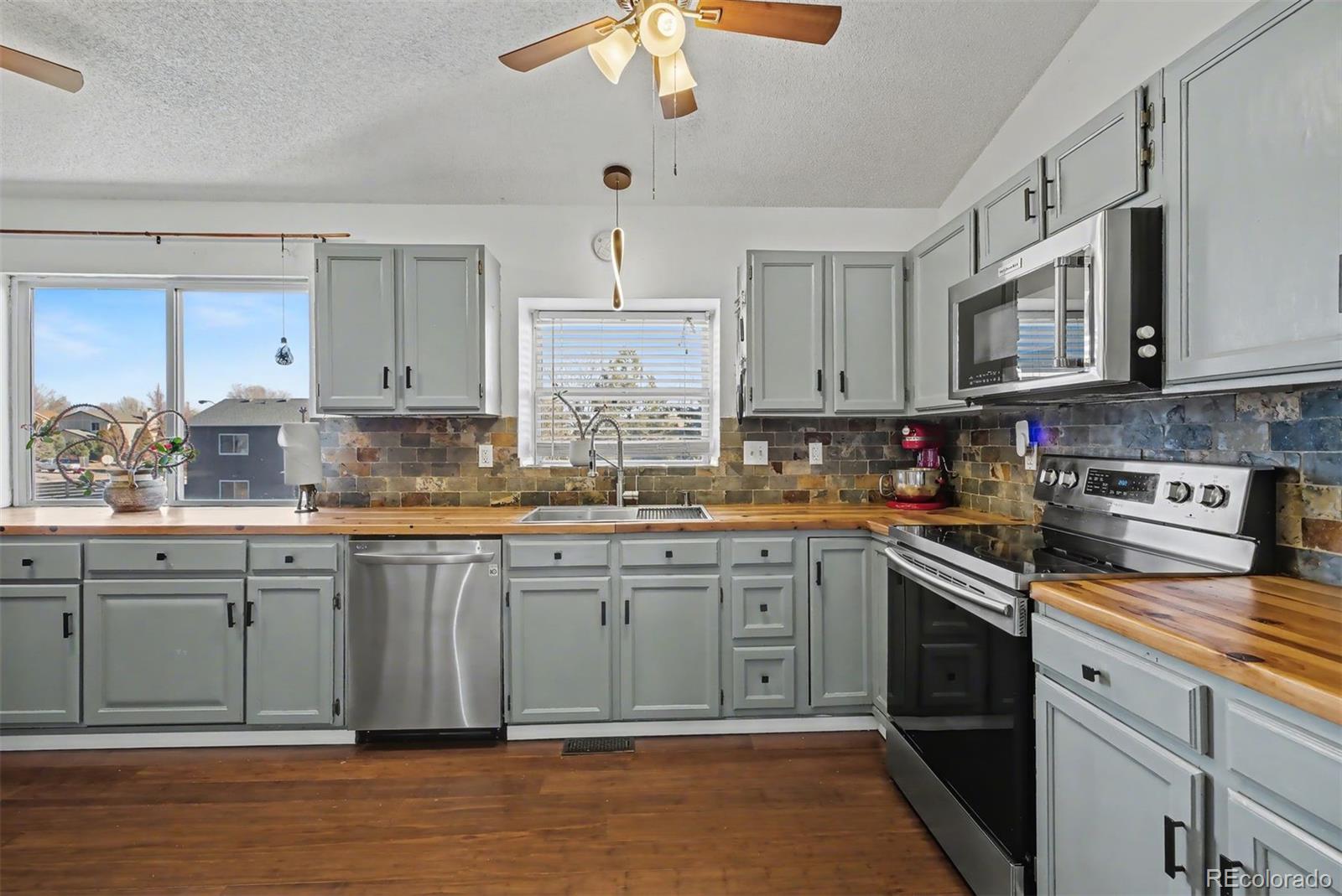 MLS Image #11 for 3925  glendale street,colorado springs, Colorado