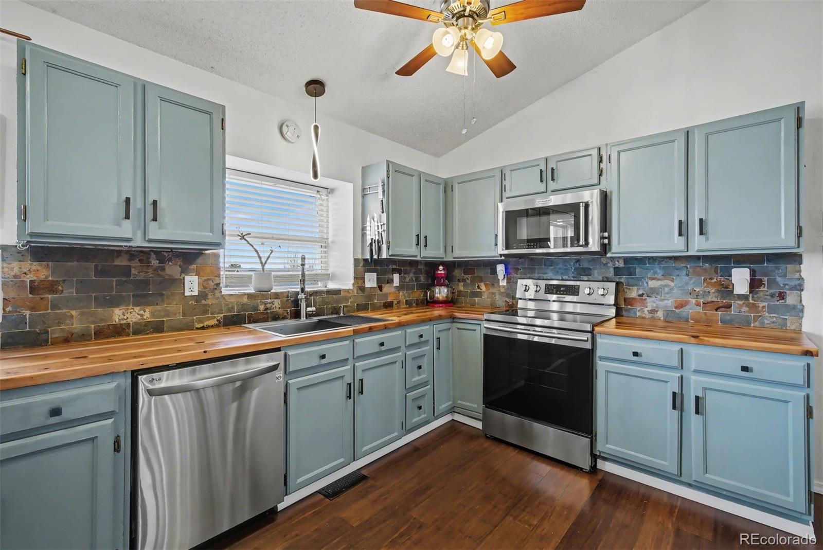 MLS Image #2 for 3925  glendale street,colorado springs, Colorado