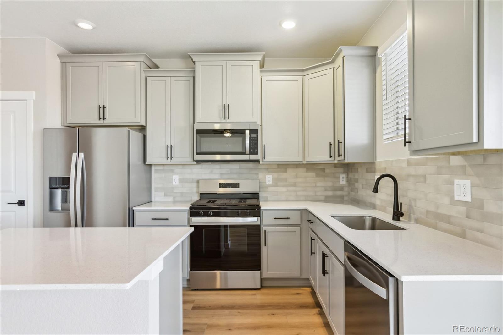 MLS Image #3 for 17851 e 94th avenue,commerce city, Colorado