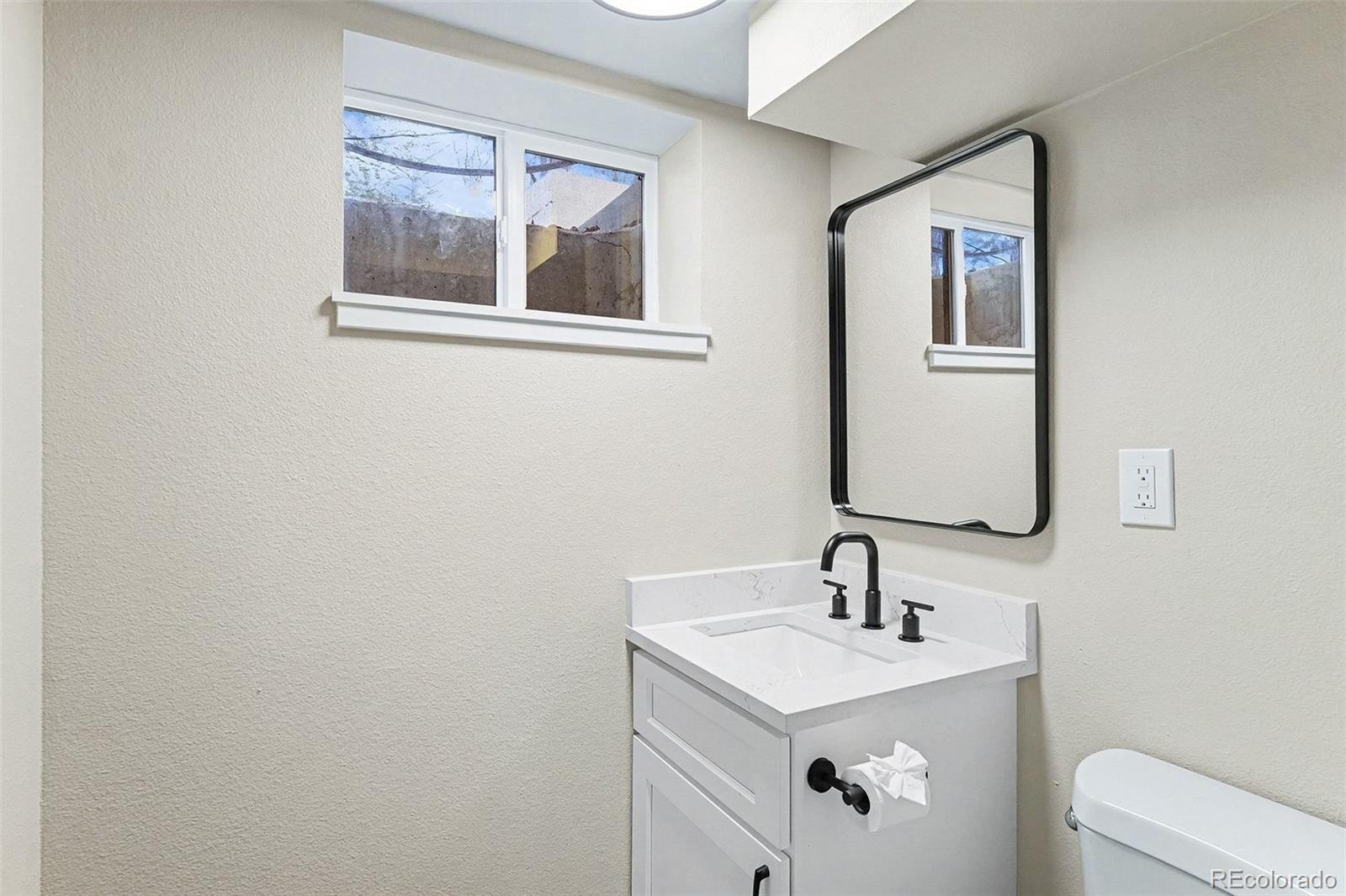 MLS Image #32 for 6552 s pearl street,centennial, Colorado