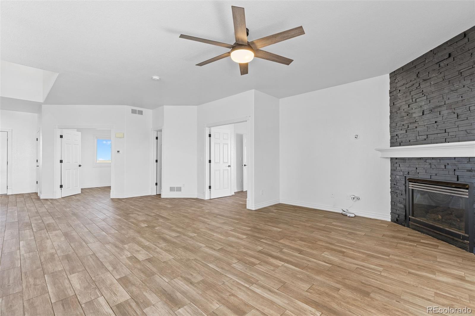 MLS Image #5 for 402 s county road 129 ,bennett, Colorado