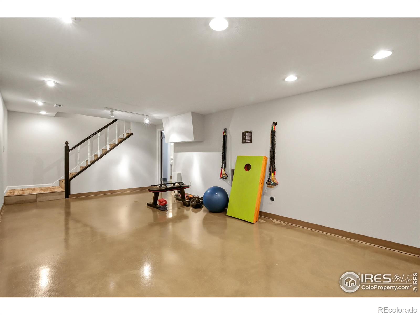 MLS Image #30 for 800  parkview drive,fort collins, Colorado