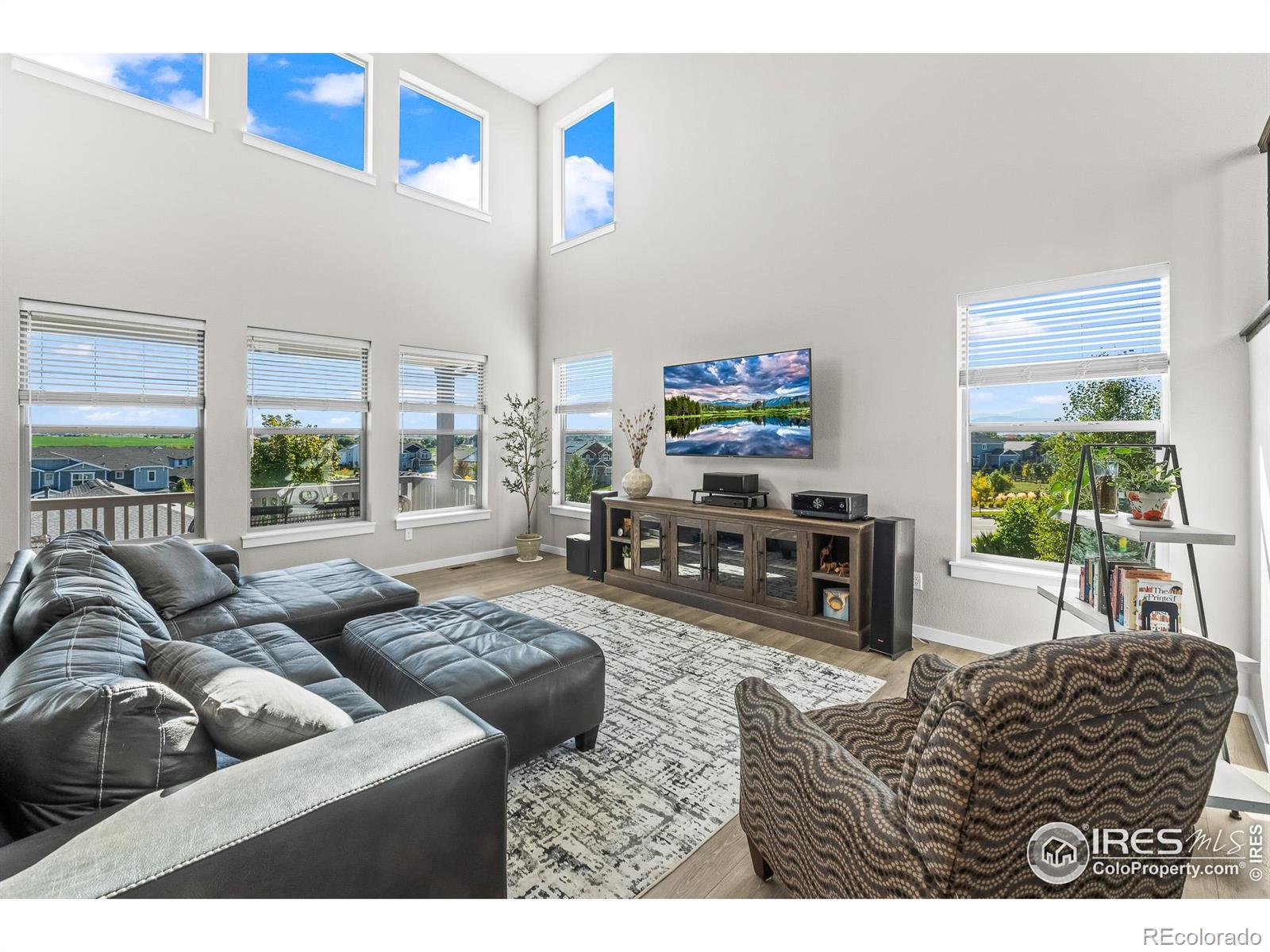 MLS Image #11 for 379  bronco court,berthoud, Colorado