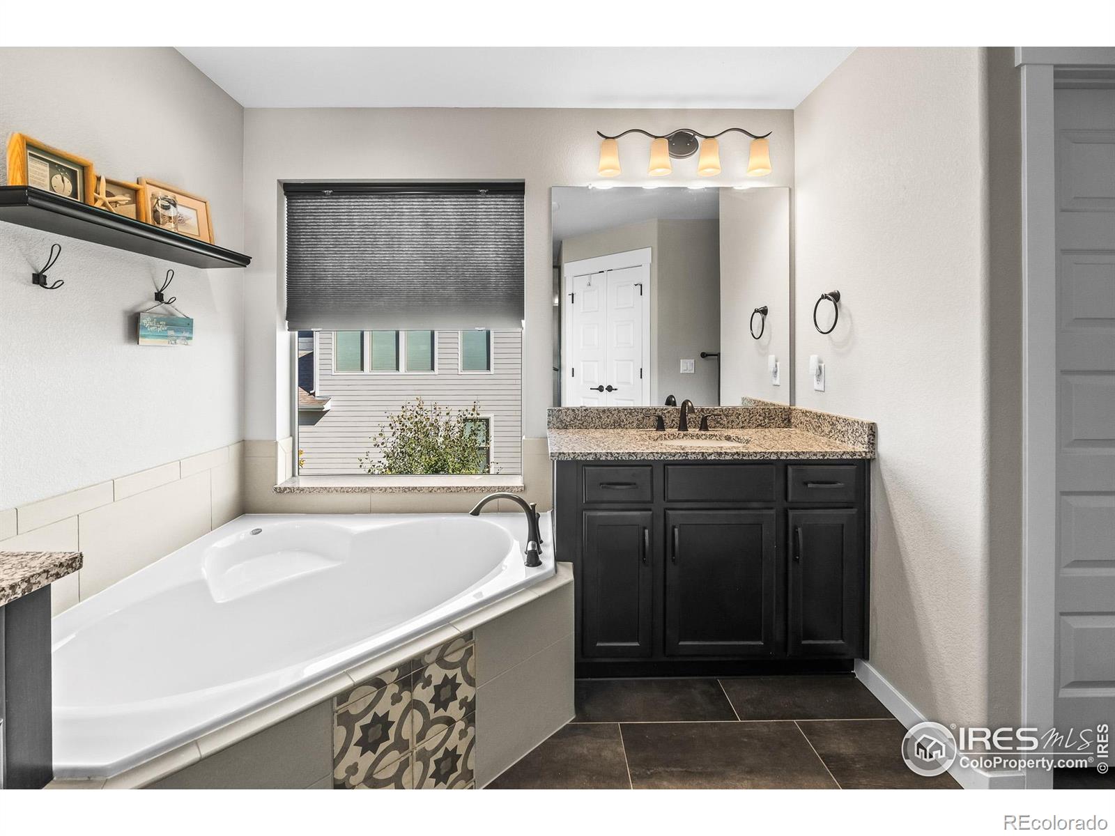 MLS Image #20 for 379  bronco court,berthoud, Colorado