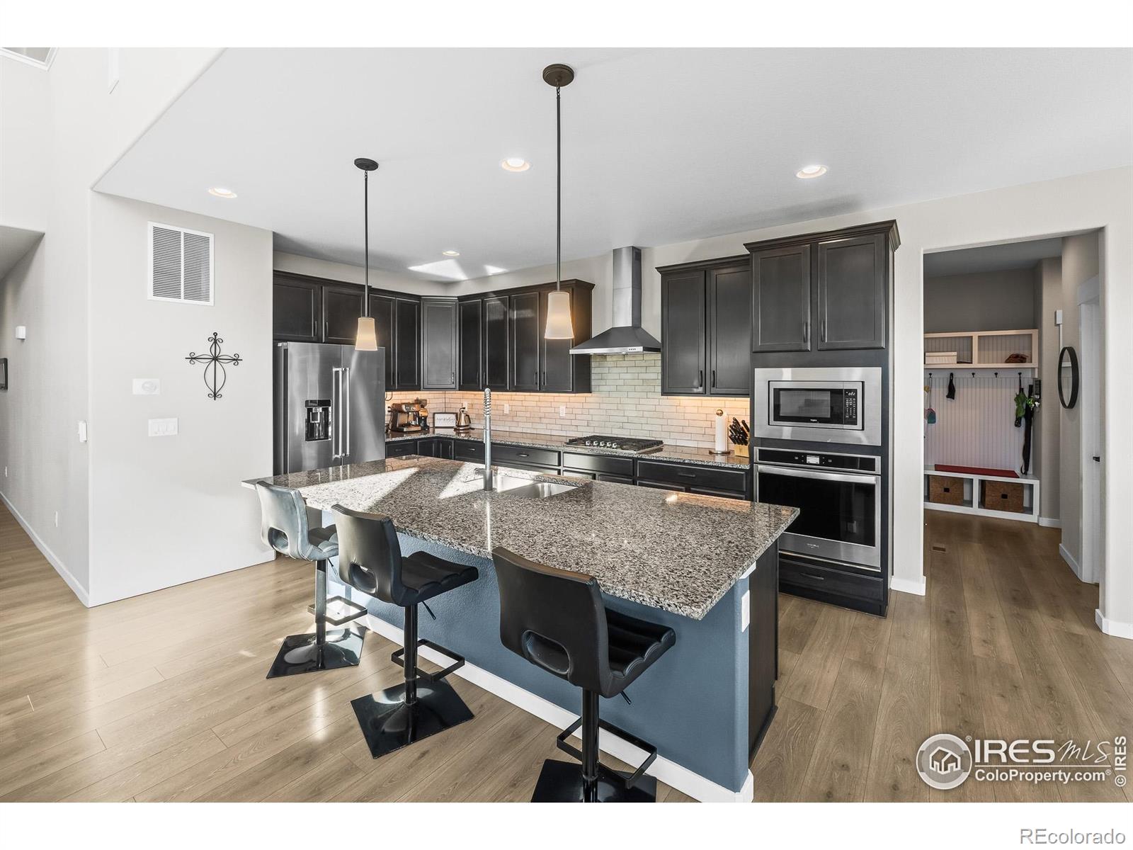 MLS Image #7 for 379  bronco court,berthoud, Colorado