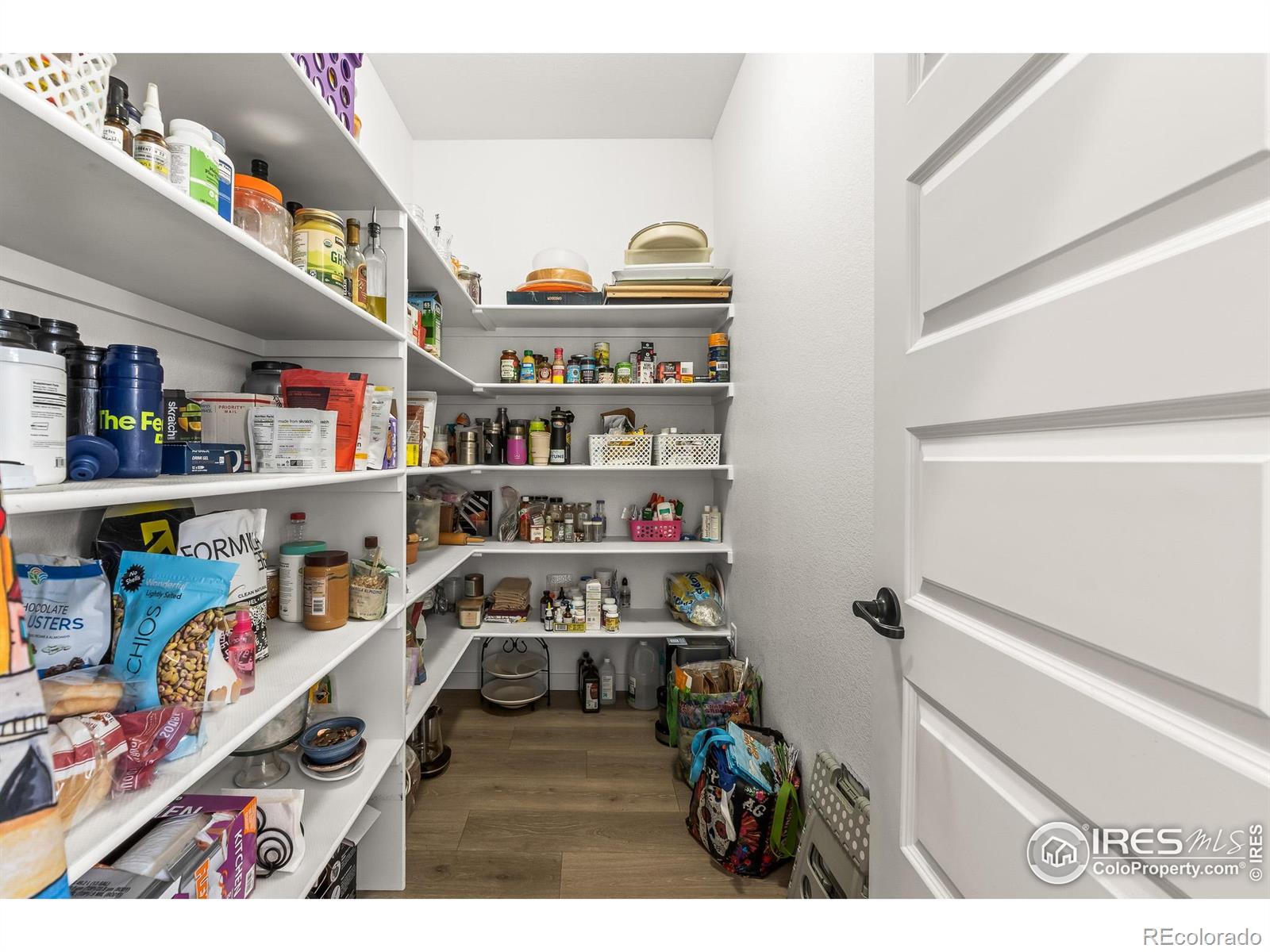 MLS Image #8 for 379  bronco court,berthoud, Colorado