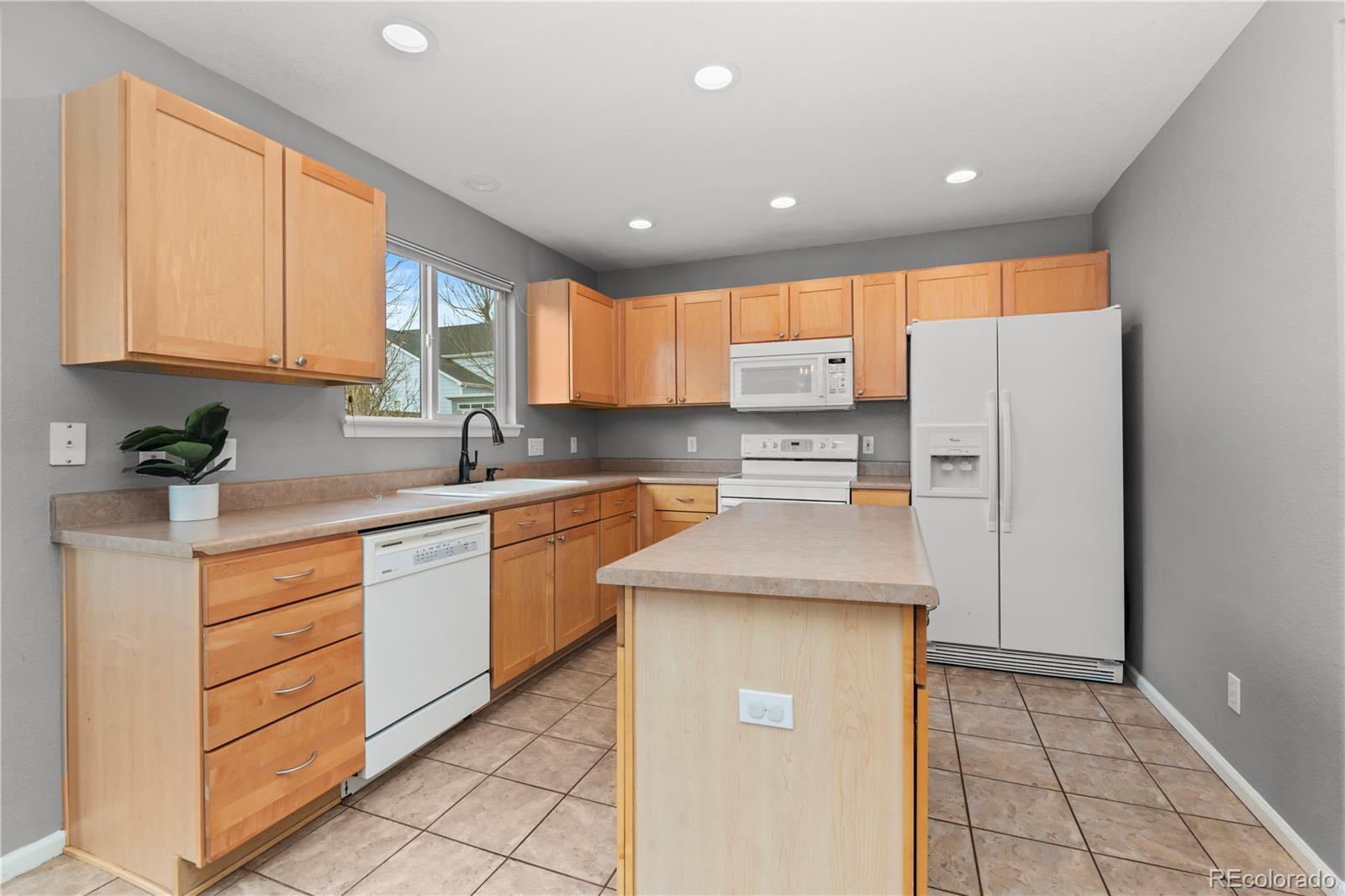 MLS Image #7 for 653  fairhaven street,castle rock, Colorado
