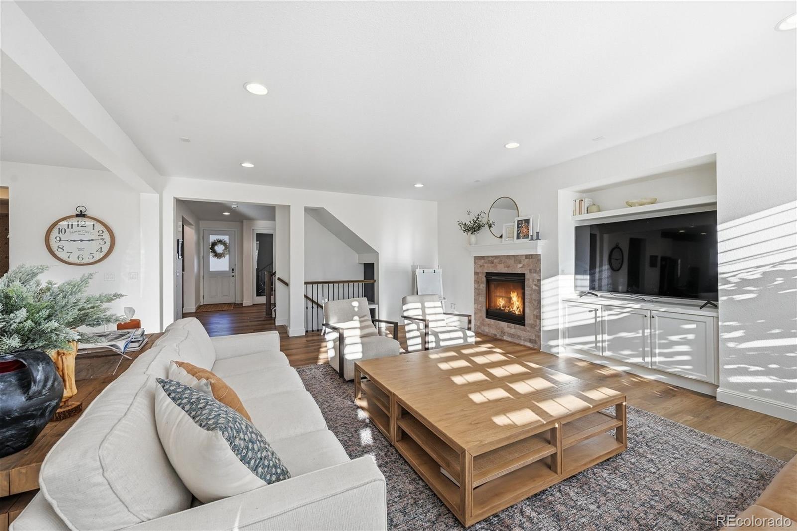 MLS Image #14 for 377  polaris circle,erie, Colorado
