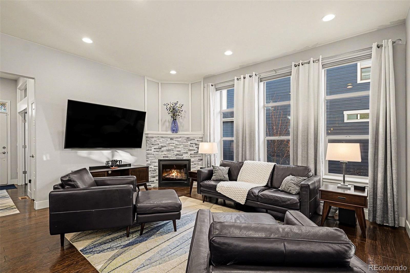 MLS Image #2 for 5969  hanover street,denver, Colorado