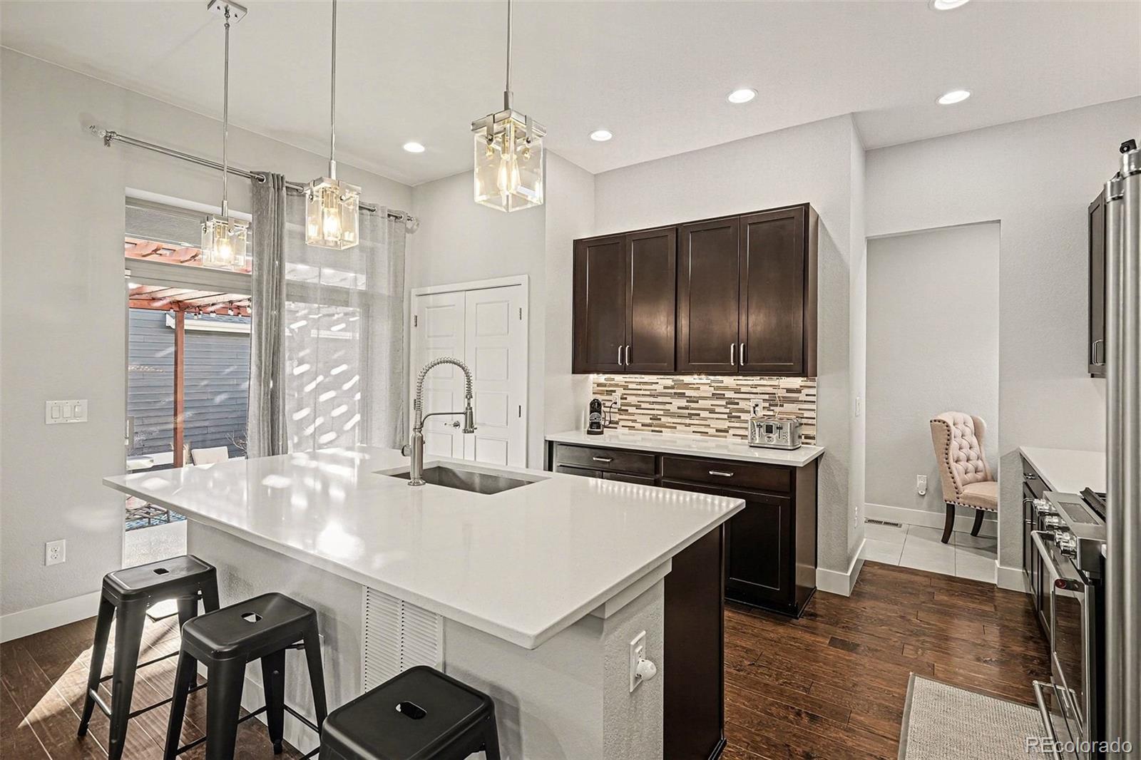 MLS Image #6 for 5969  hanover street,denver, Colorado