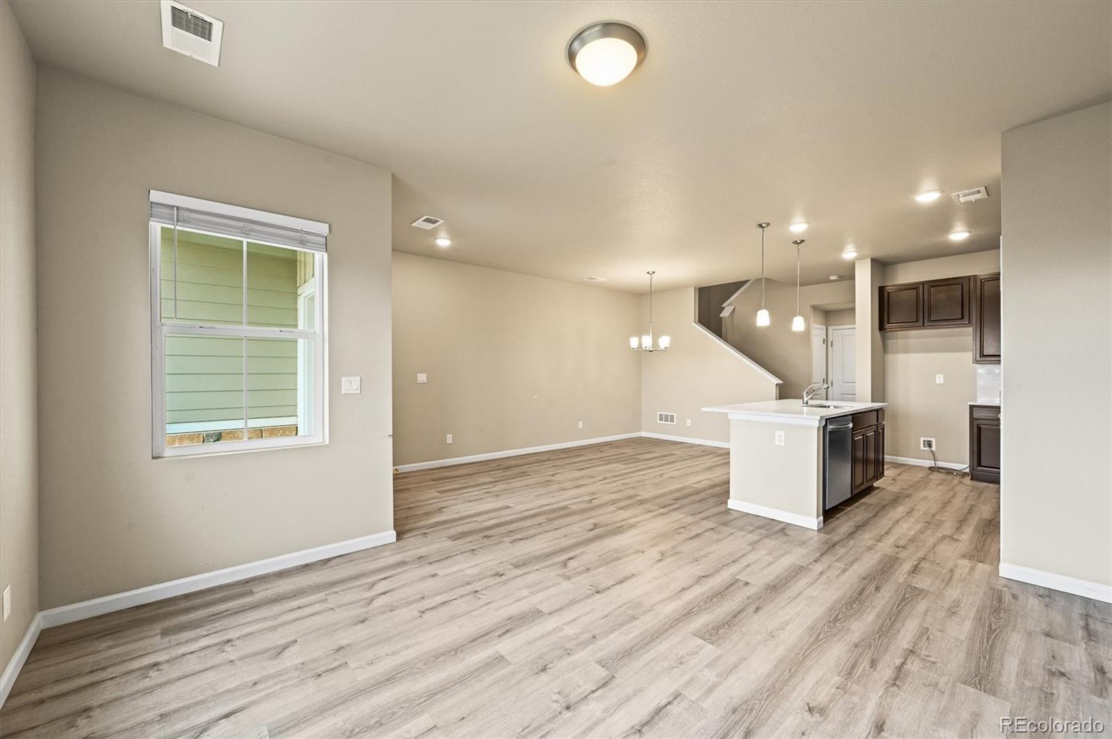 MLS Image #10 for 10565 n paris street 9b,commerce city, Colorado