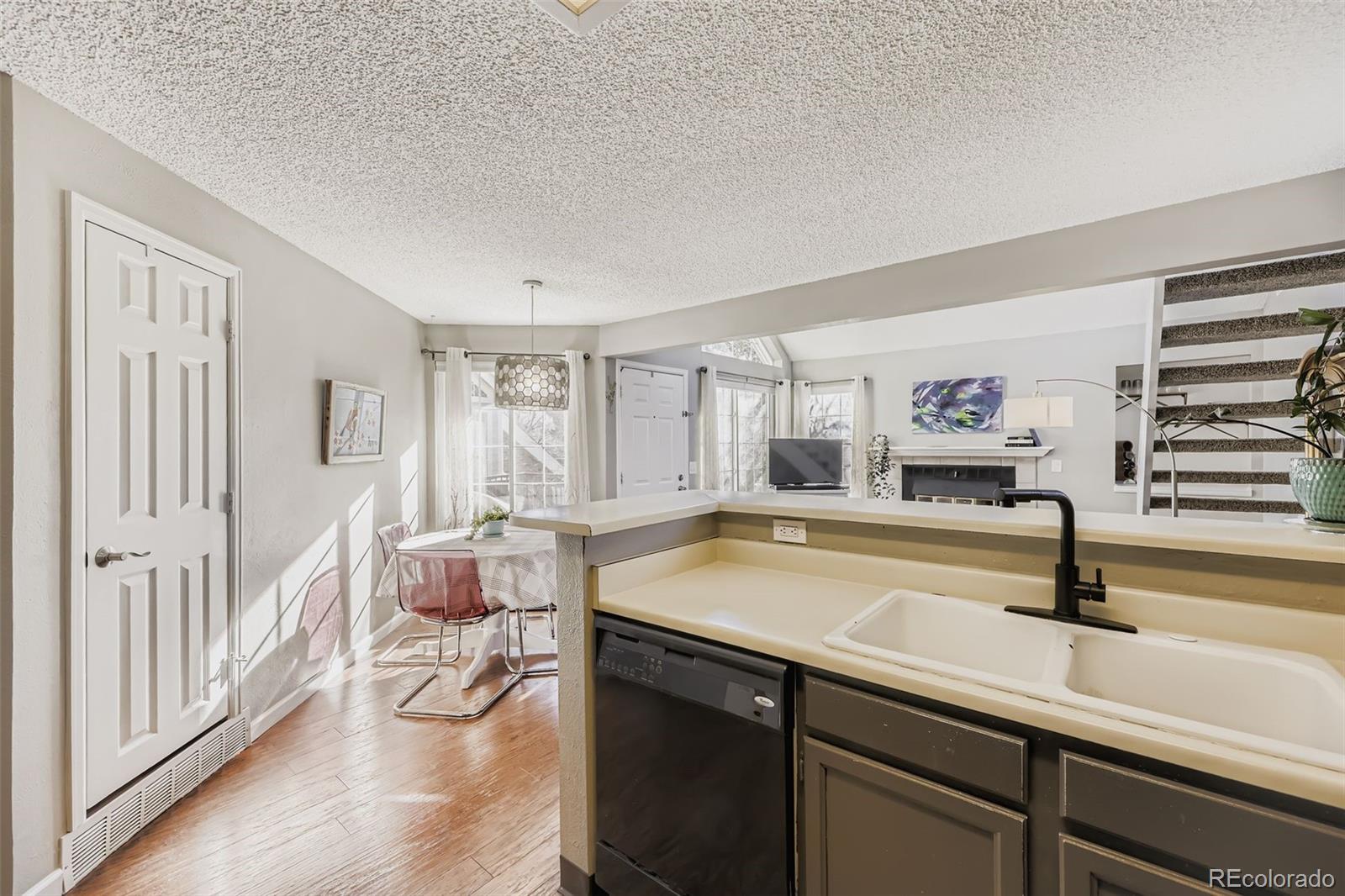 MLS Image #6 for 13883 e lehigh avenue b,aurora, Colorado