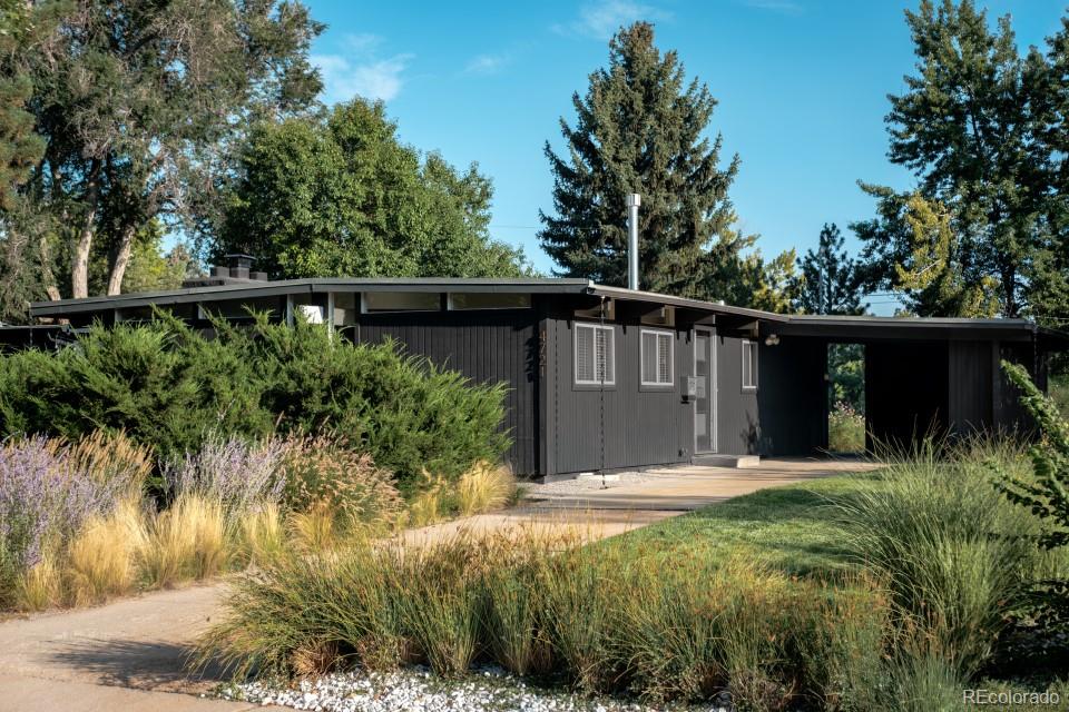 MLS Image #1 for 4721 e idaho place,denver, Colorado
