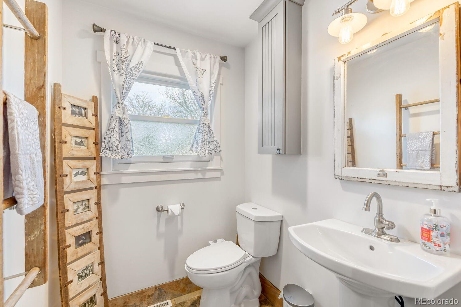 MLS Image #17 for 4500 s jason street,englewood, Colorado