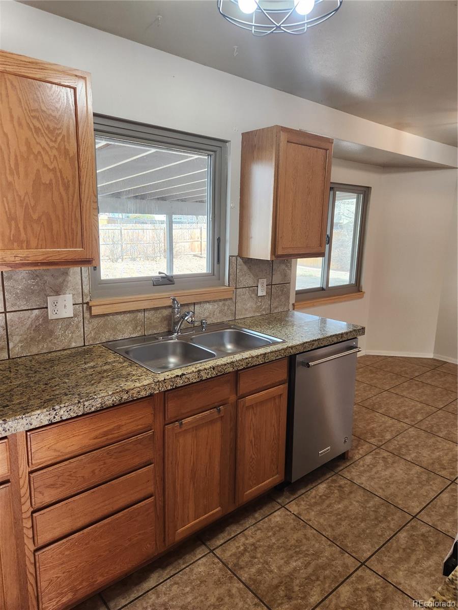 MLS Image #8 for 3938  encino street,colorado springs, Colorado