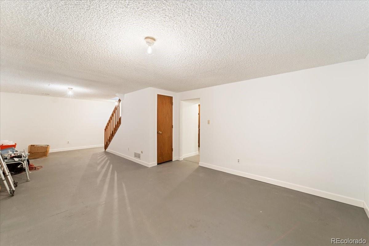 MLS Image #16 for 2051 s balsam street ,lakewood, Colorado