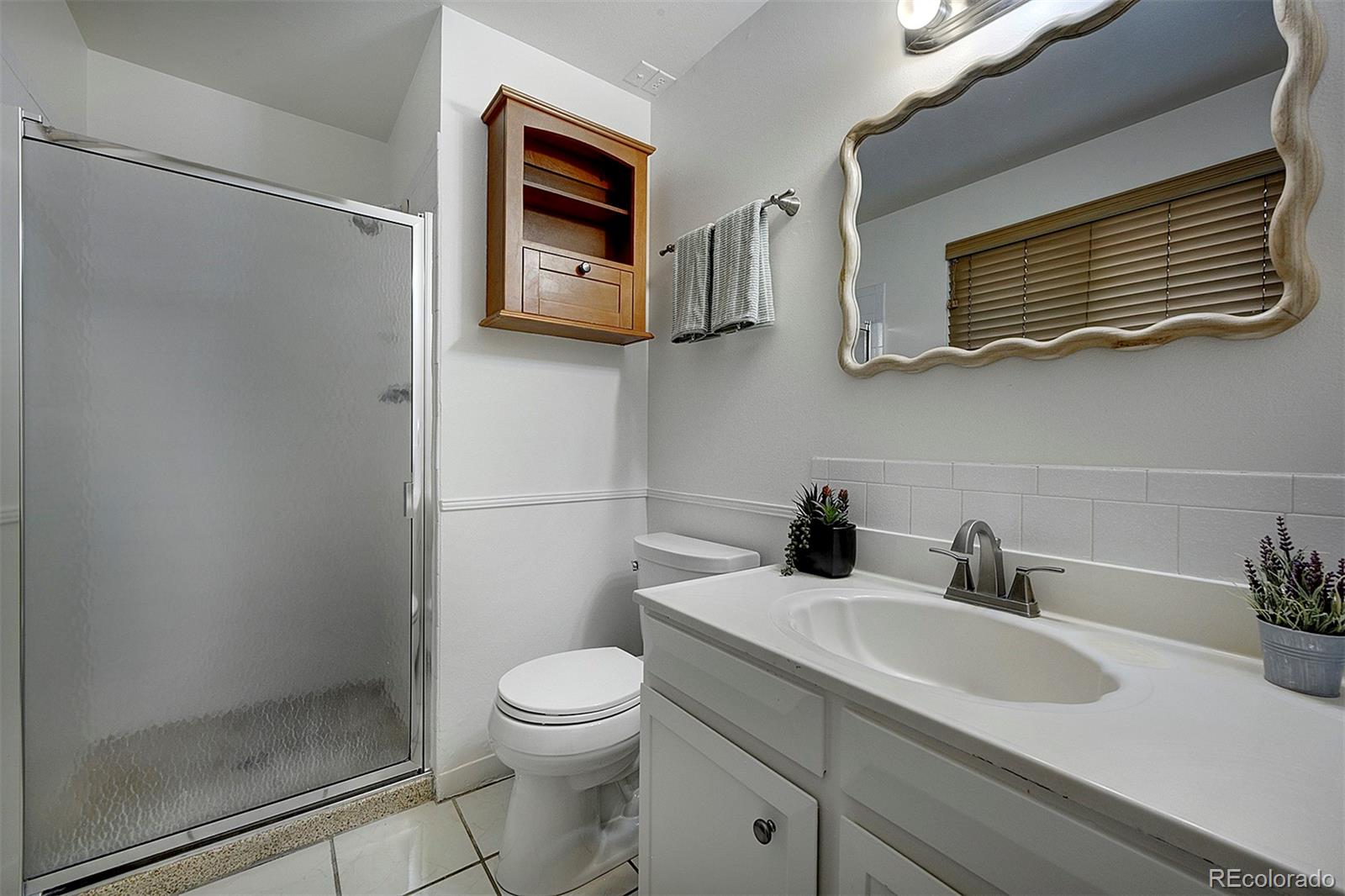 MLS Image #21 for 3345 s akron street,denver, Colorado