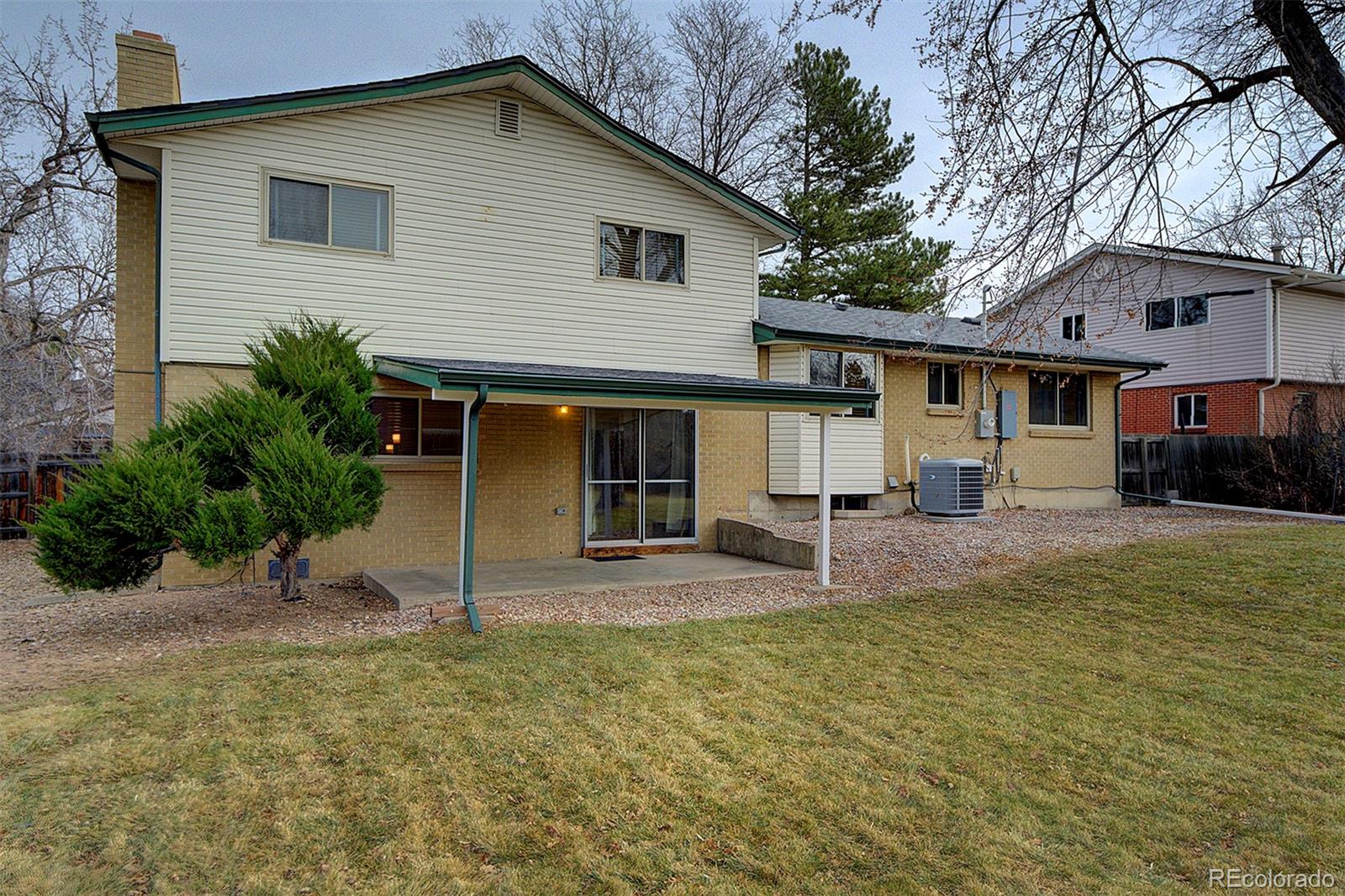 MLS Image #29 for 3345 s akron street,denver, Colorado