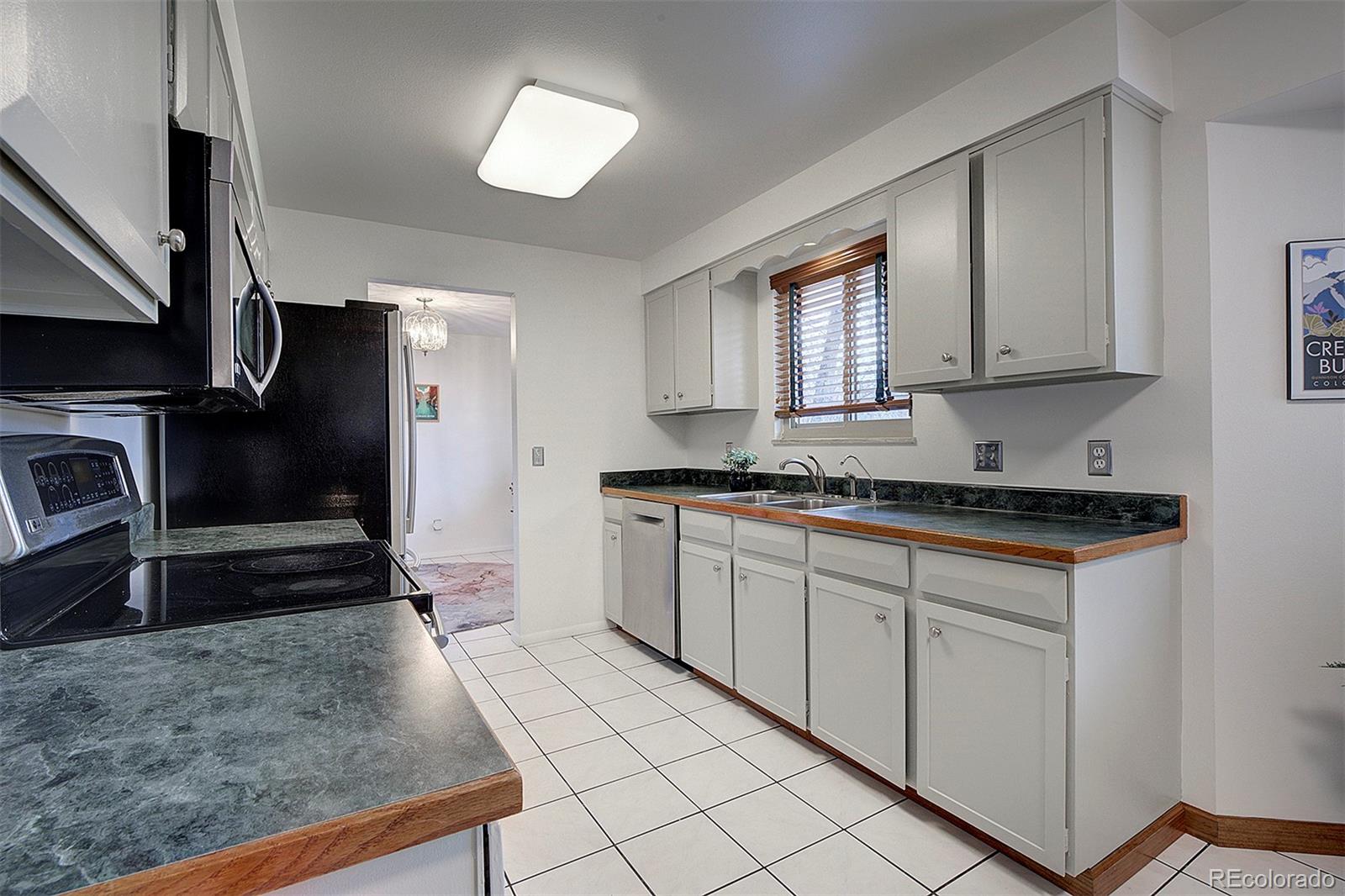MLS Image #9 for 3345 s akron street,denver, Colorado