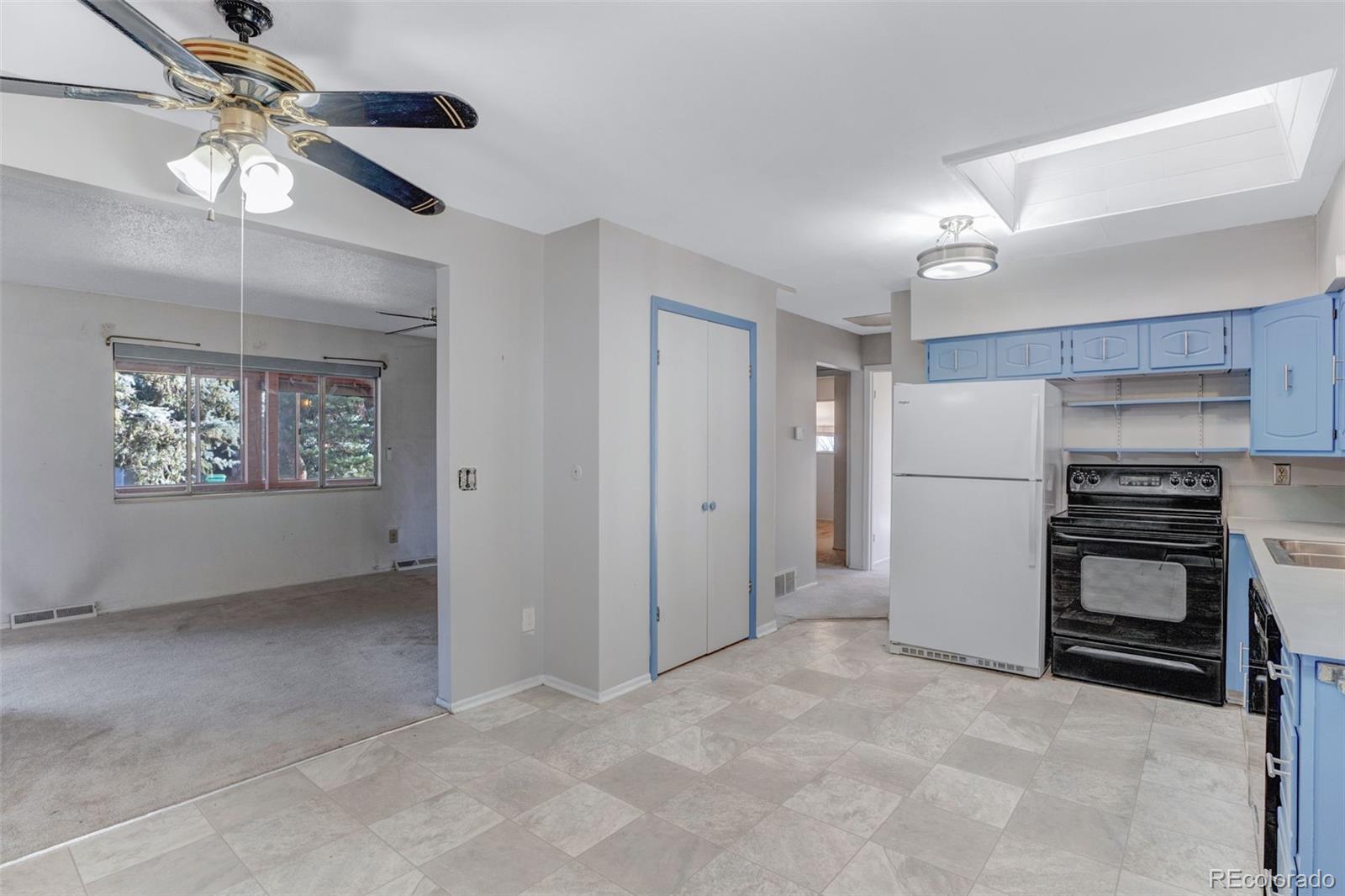 MLS Image #2 for 8321 s ammons street,littleton, Colorado