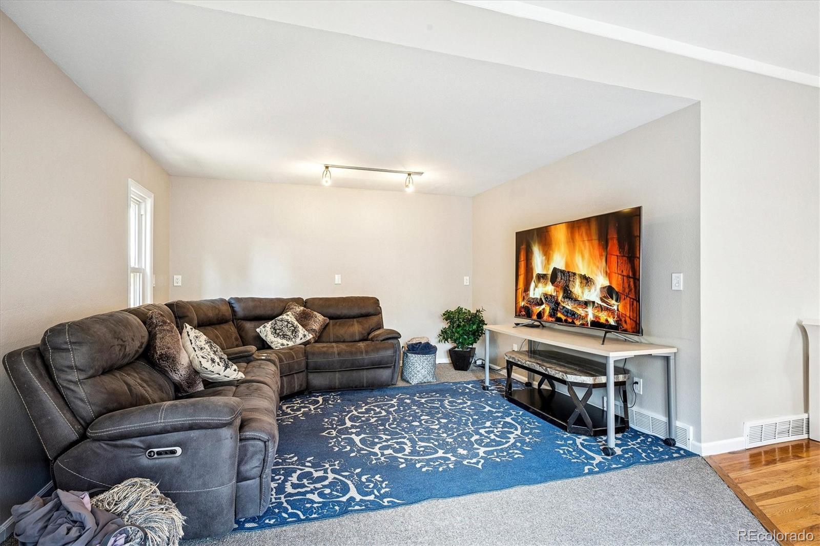 MLS Image #17 for 4383 s zenobia street,denver, Colorado
