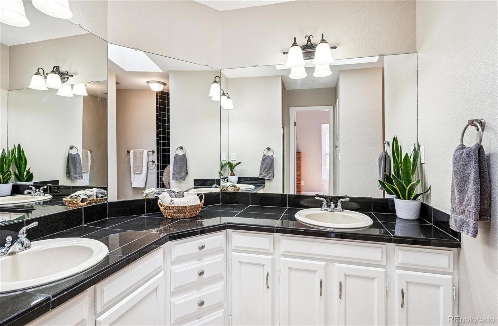 MLS Image #24 for 4383 s zenobia street,denver, Colorado
