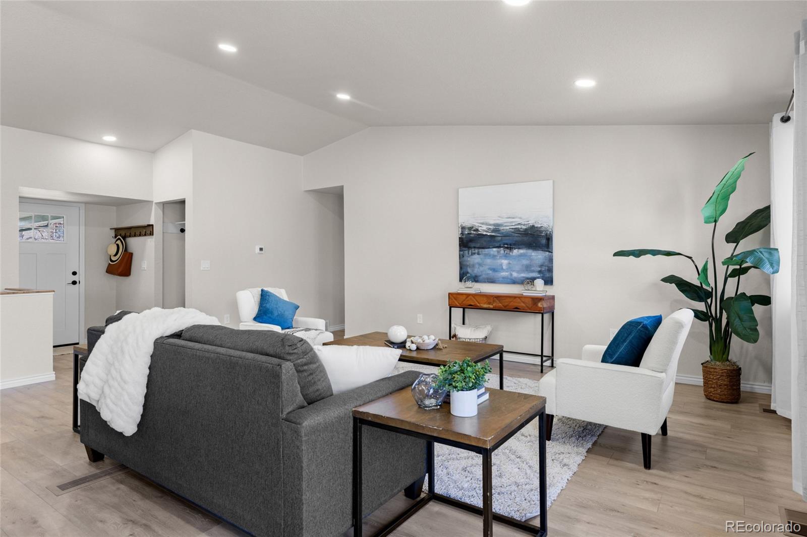 MLS Image #11 for 8205  dudley way,arvada, Colorado