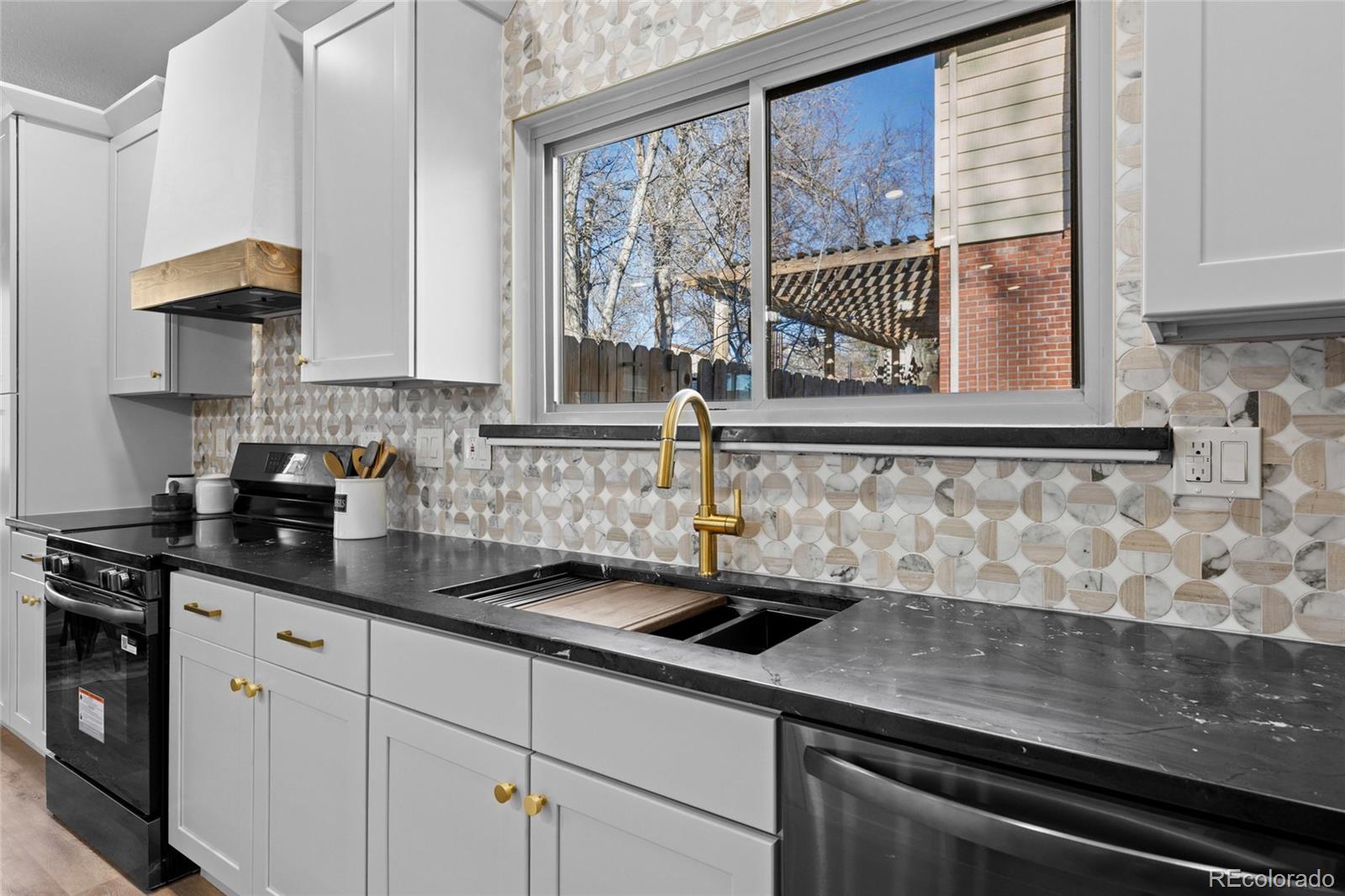 MLS Image #7 for 8205  dudley way,arvada, Colorado