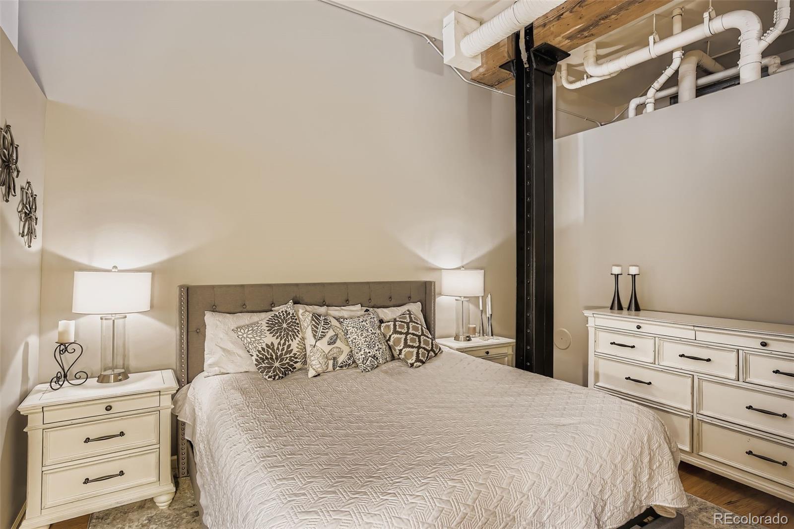 MLS Image #10 for 1555  california street,denver, Colorado