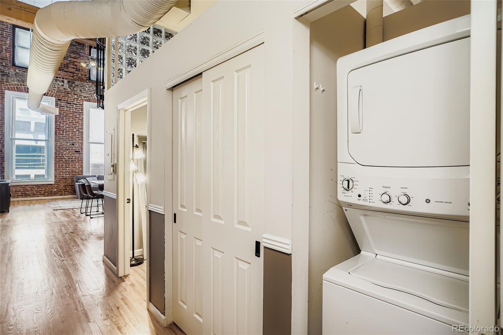 MLS Image #21 for 1555  california street,denver, Colorado