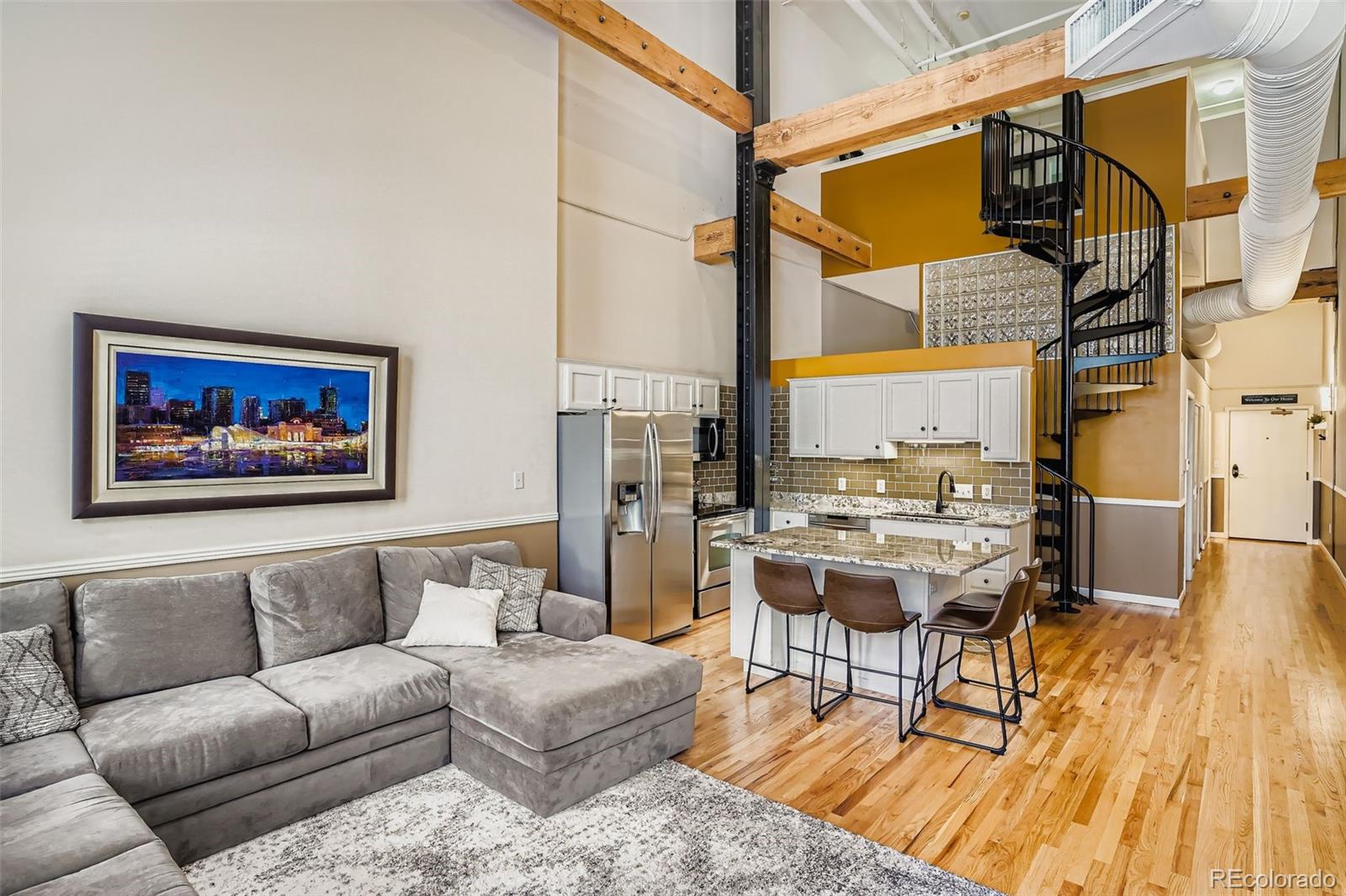 MLS Image #3 for 1555  california street,denver, Colorado