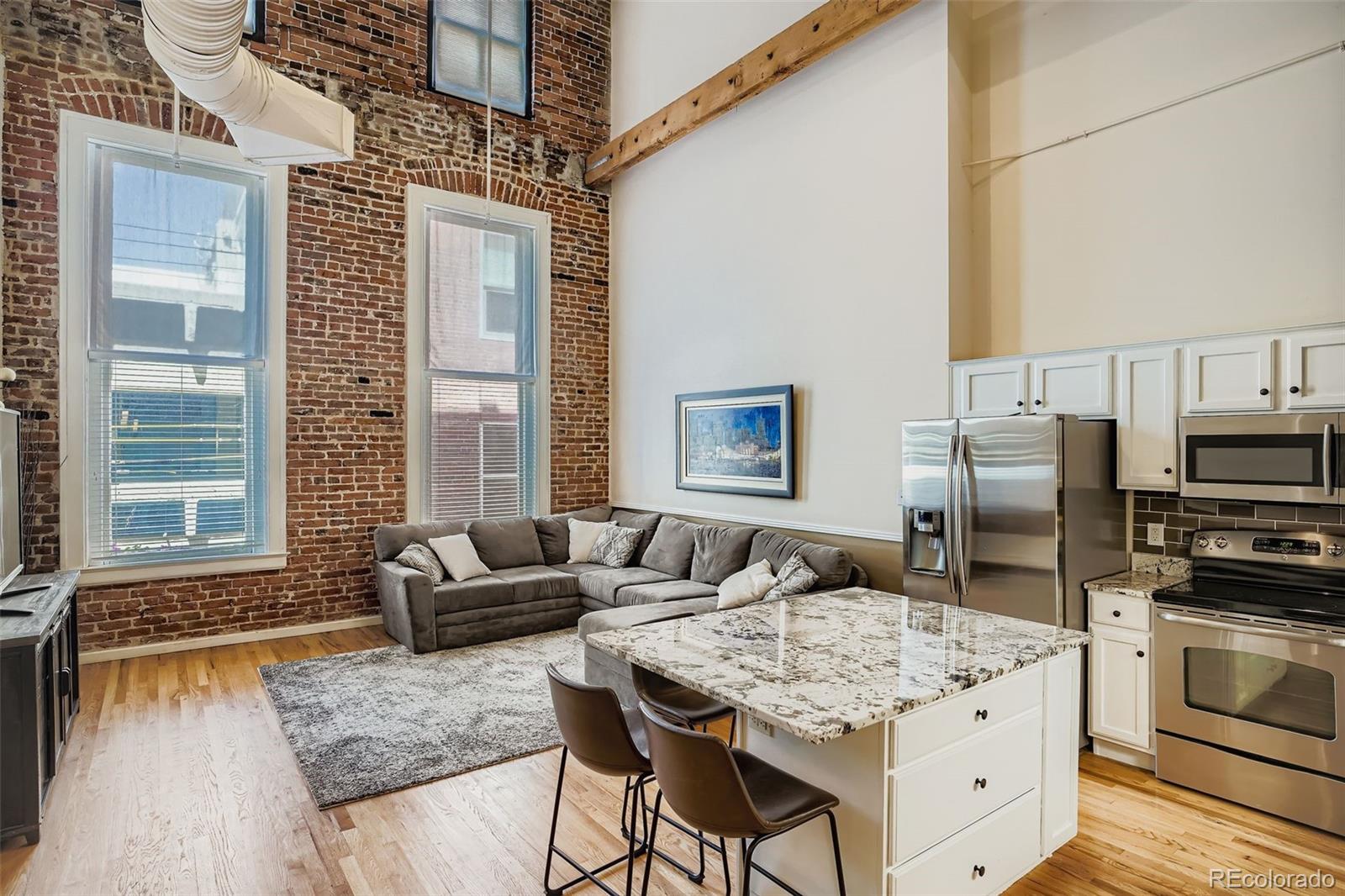 MLS Image #5 for 1555  california street,denver, Colorado