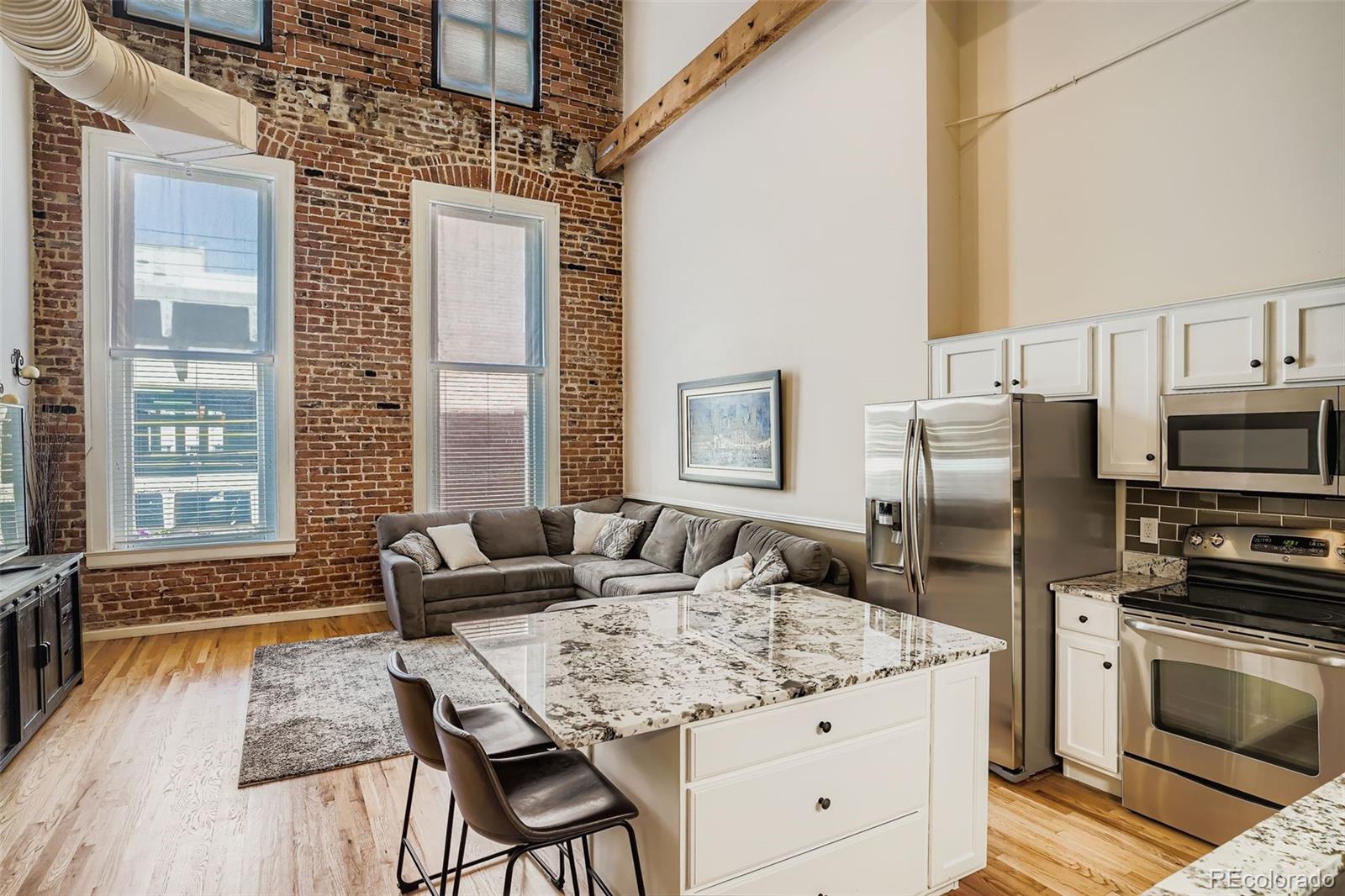 MLS Image #6 for 1555  california street,denver, Colorado
