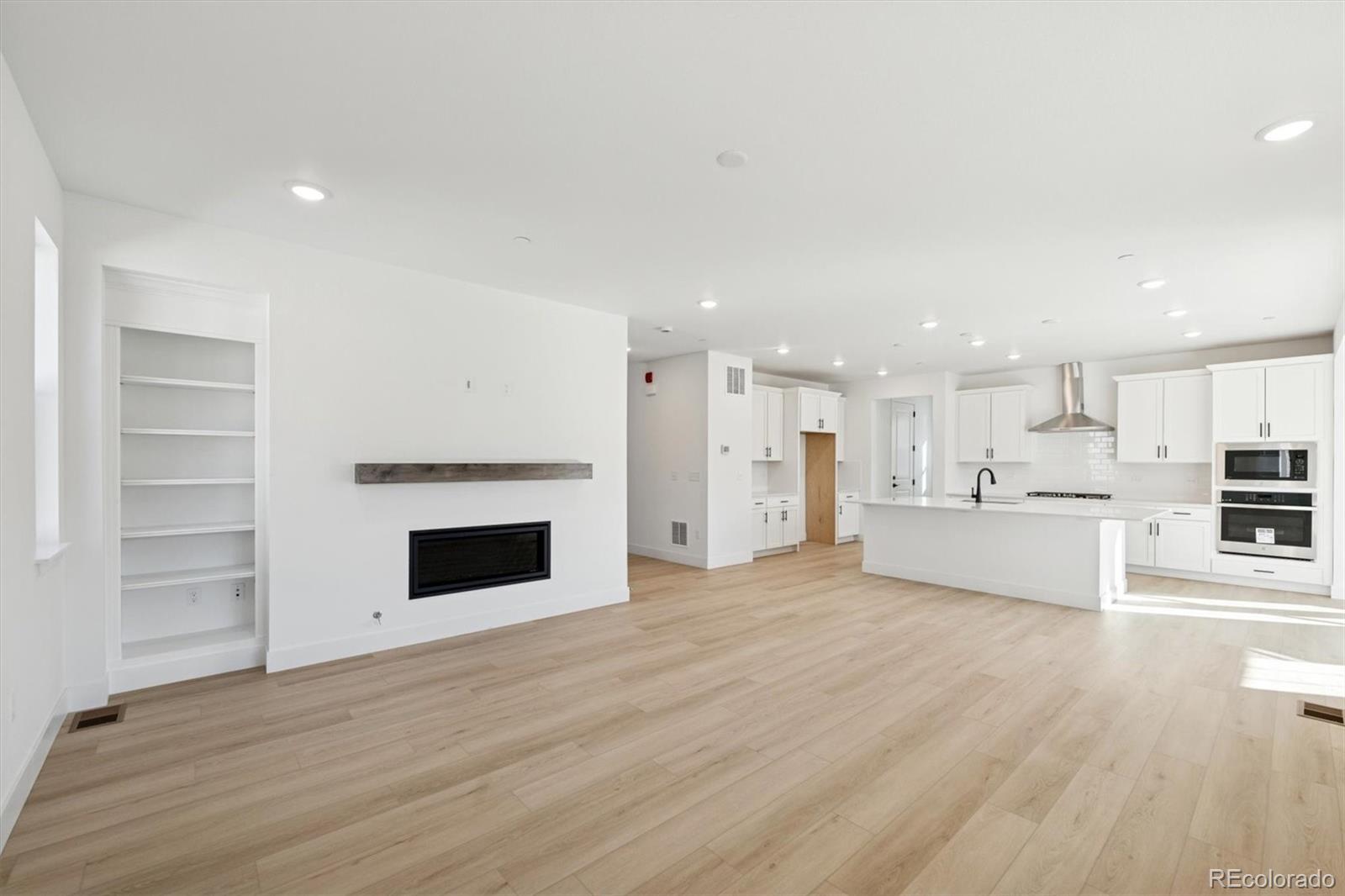 MLS Image #5 for 1252  summit rise drive,erie, Colorado