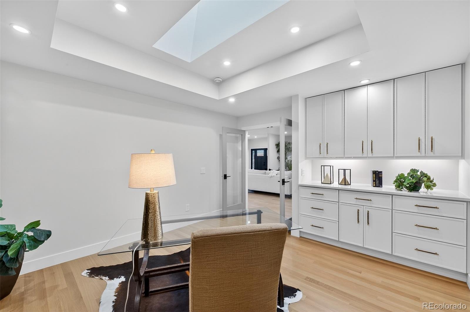 MLS Image #11 for 2552 e alameda avenue,denver, Colorado