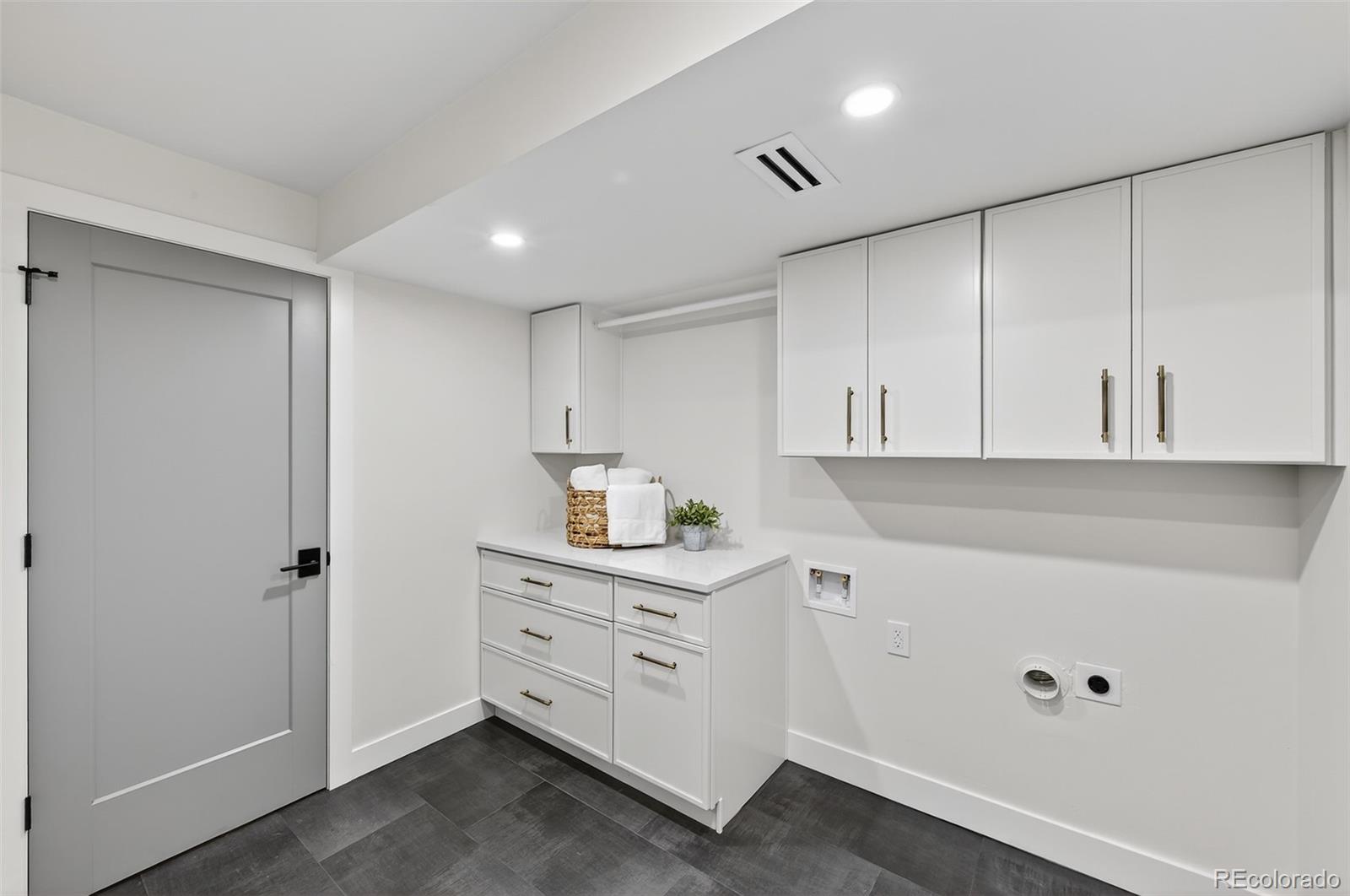 MLS Image #29 for 2552 e alameda avenue,denver, Colorado