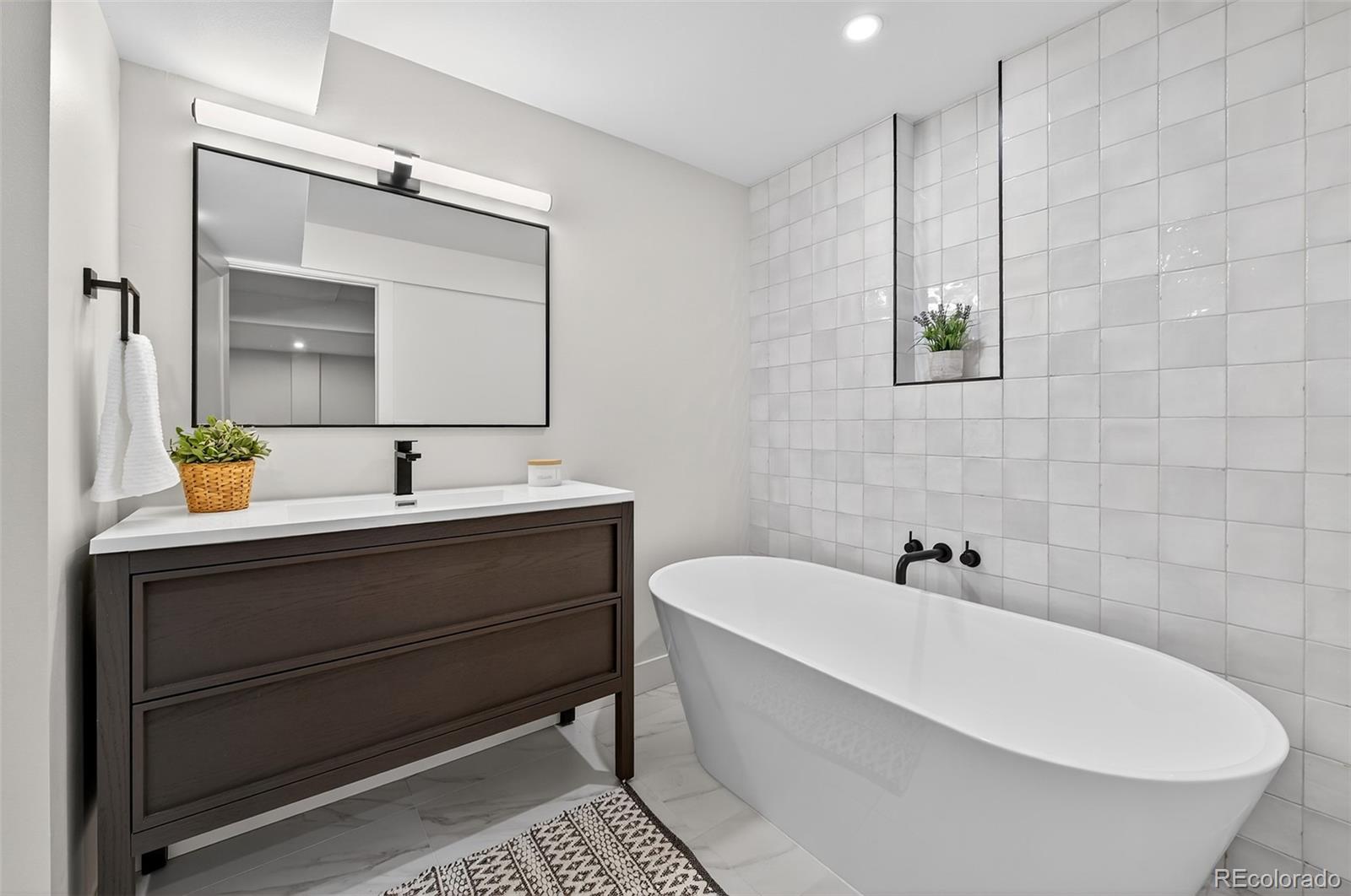 MLS Image #31 for 2552 e alameda avenue,denver, Colorado