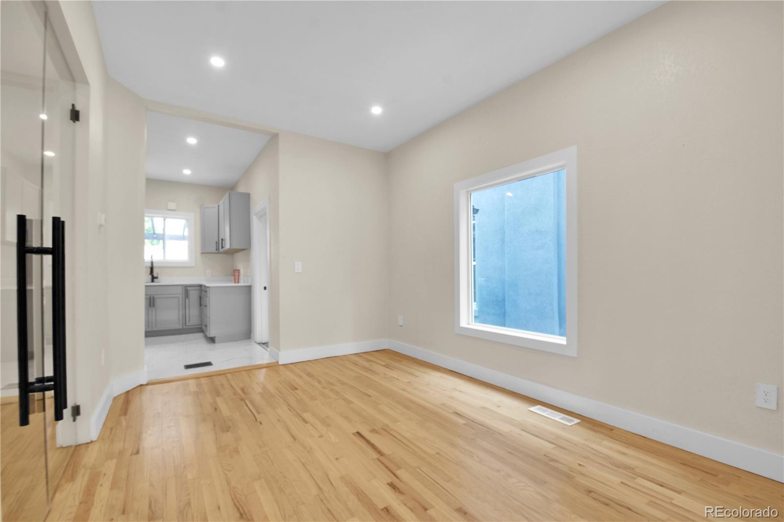 MLS Image #10 for 2350 n ogden street,denver, Colorado