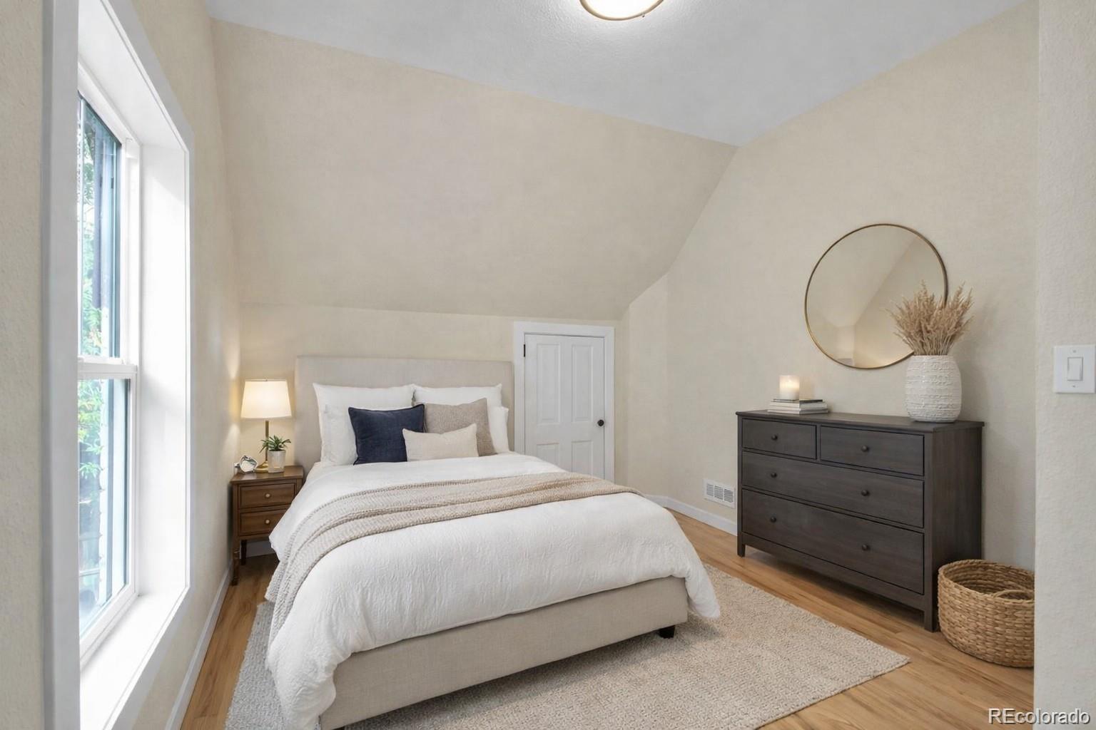 MLS Image #30 for 2350 n ogden street,denver, Colorado