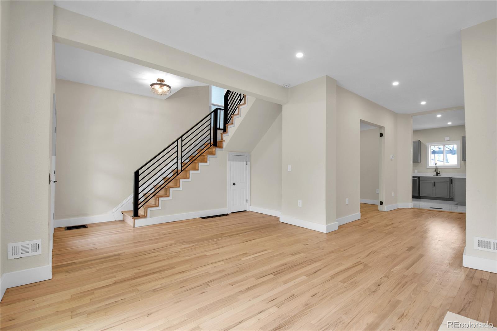 MLS Image #6 for 2350 n ogden street,denver, Colorado