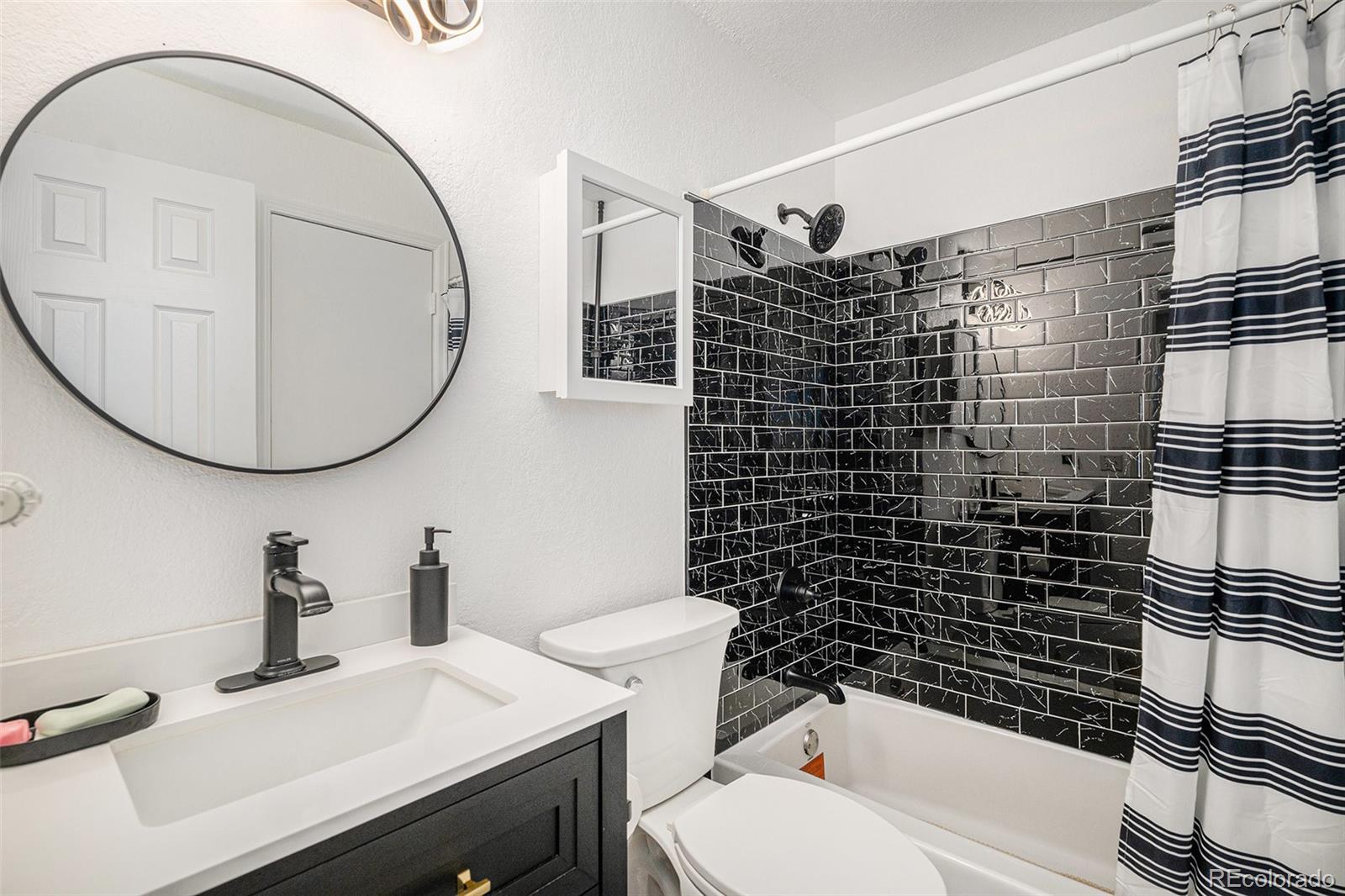 MLS Image #14 for 18020 e bellewood drive,aurora, Colorado