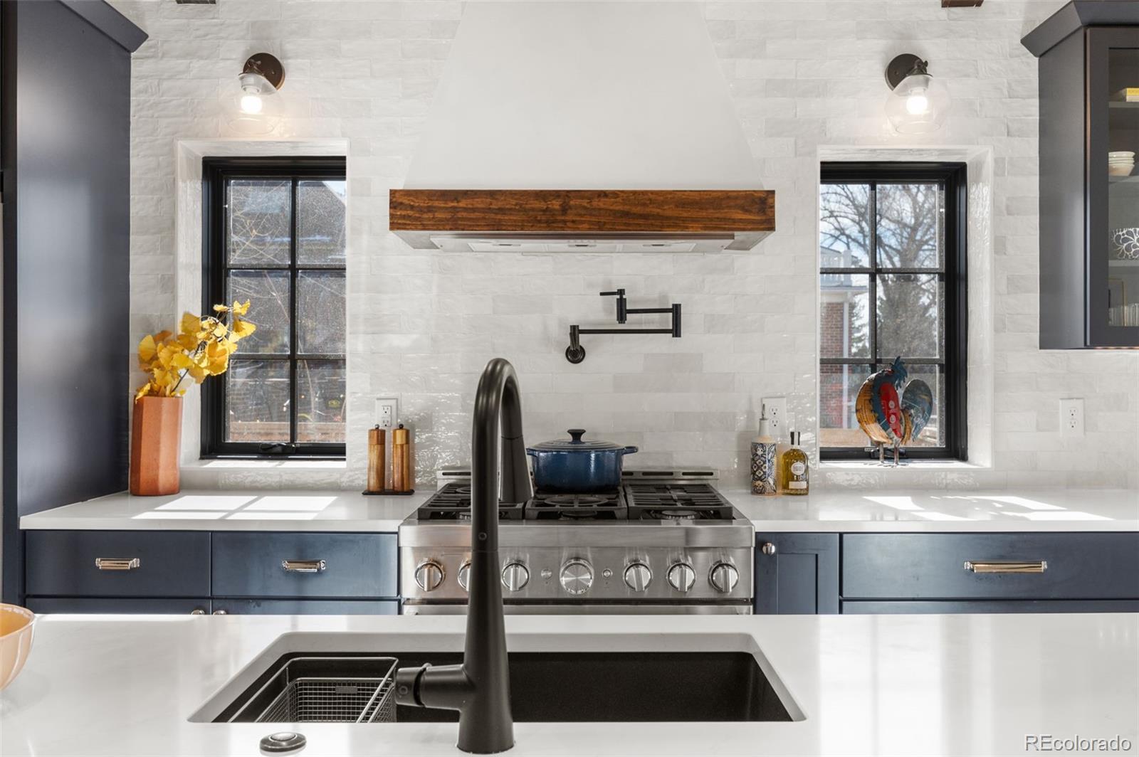 MLS Image #6 for 1728  jasmine street,denver, Colorado