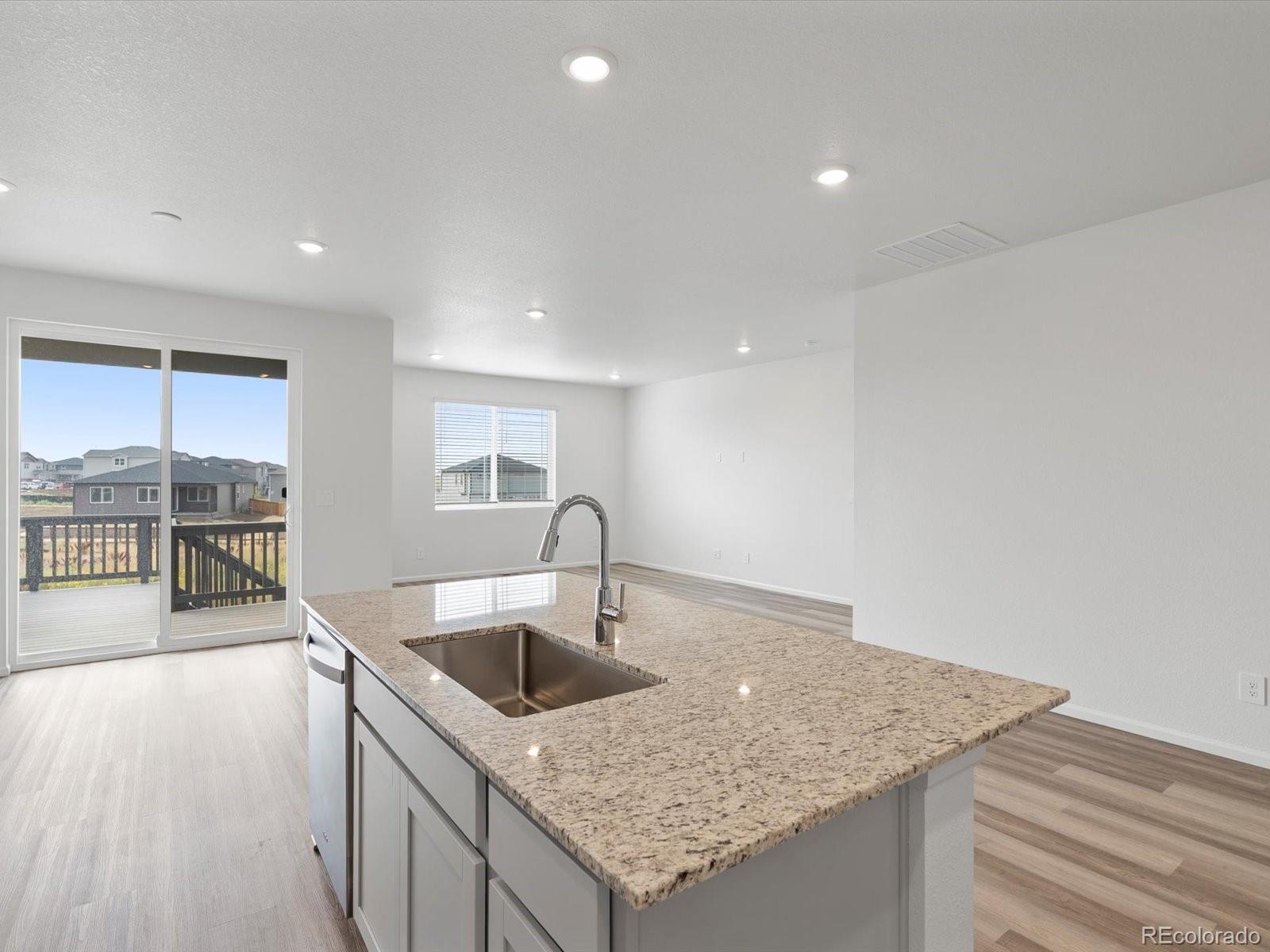 MLS Image #12 for 17498 e 90th place,commerce city, Colorado