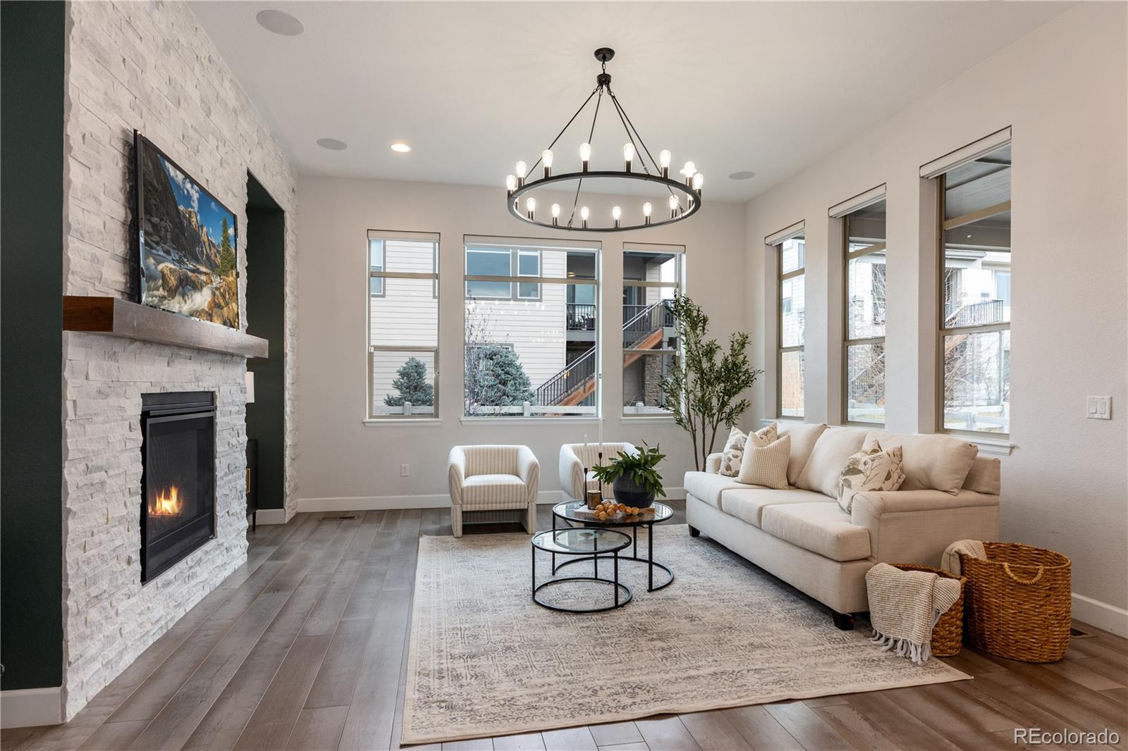 MLS Image #18 for 16392  spanish peak way,broomfield, Colorado