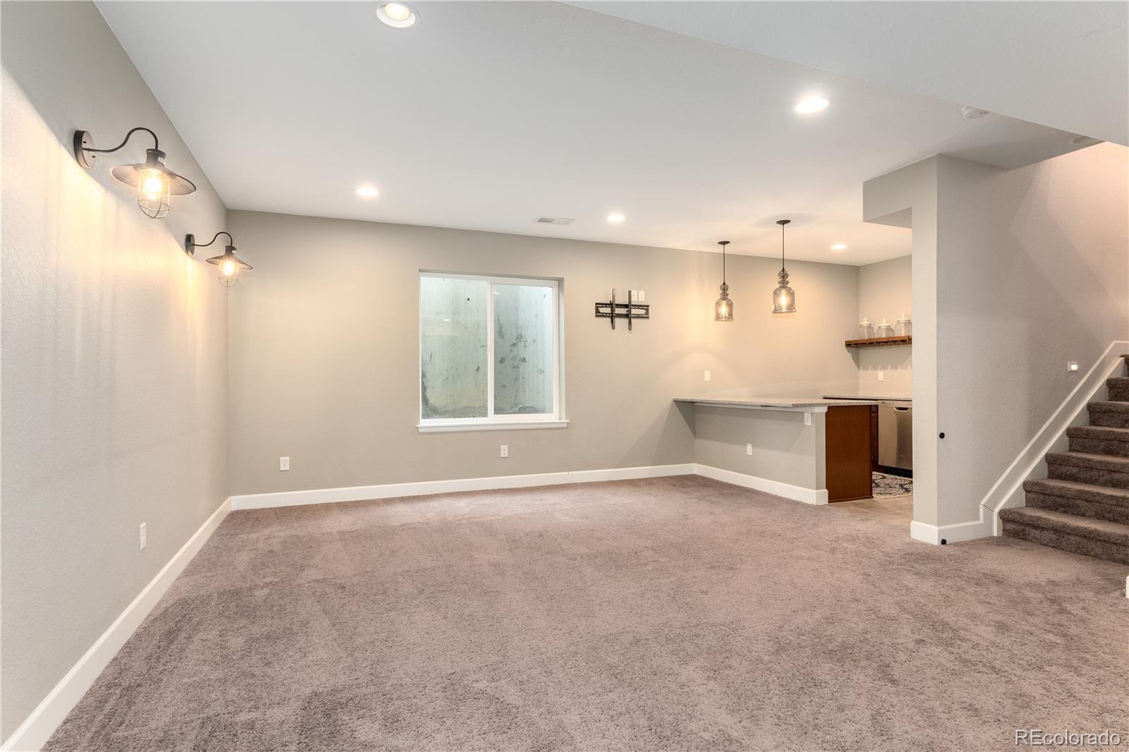 MLS Image #39 for 16392  spanish peak way,broomfield, Colorado