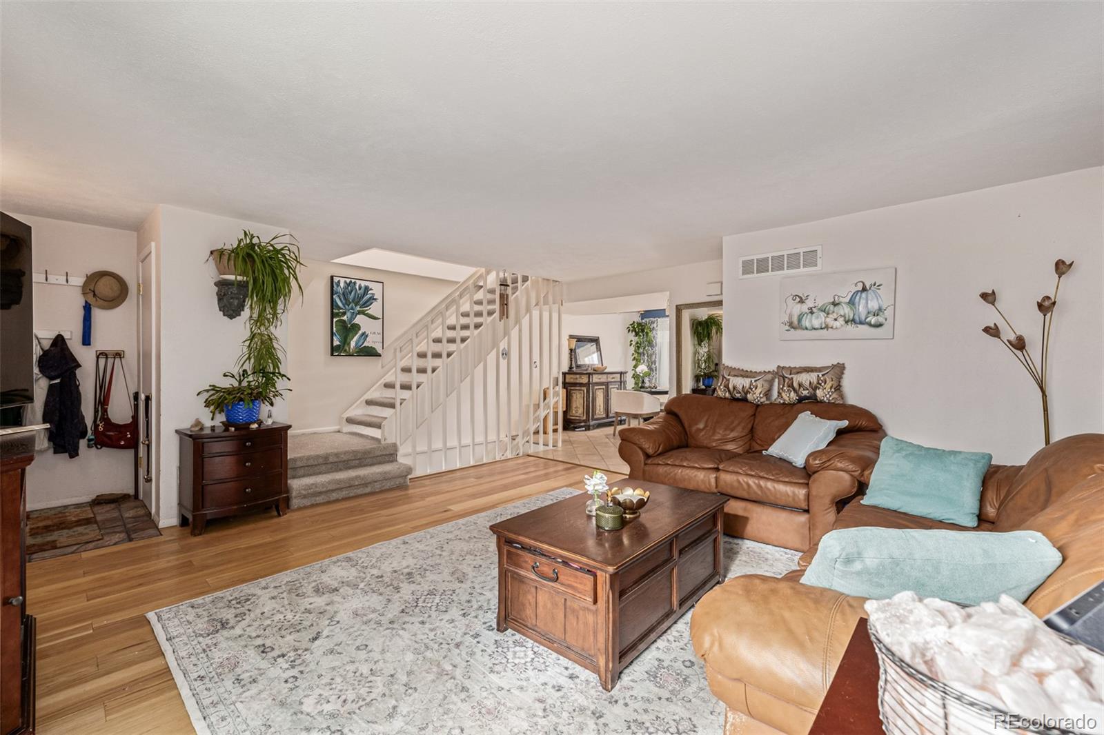 MLS Image #4 for 4233 e maplewood way ,centennial, Colorado