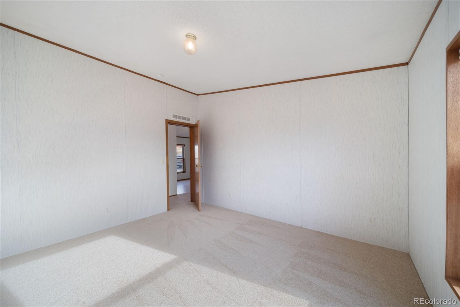 MLS Image #11 for 3305 s dale court,englewood, Colorado