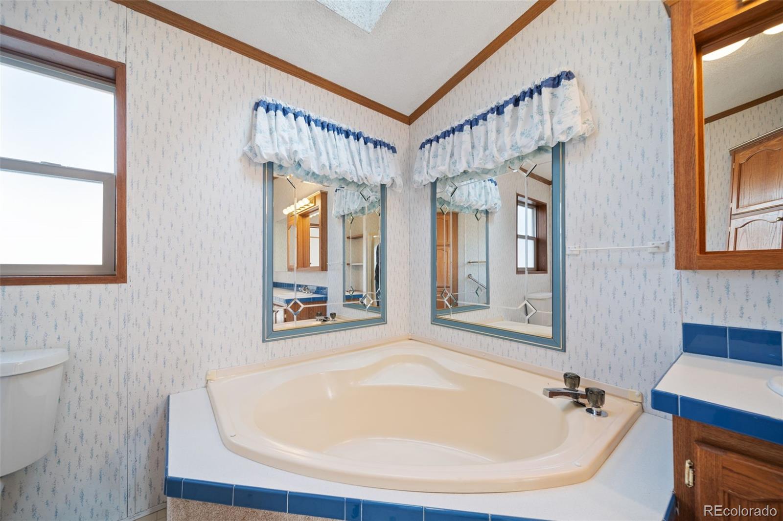 MLS Image #15 for 3305 s dale court,englewood, Colorado