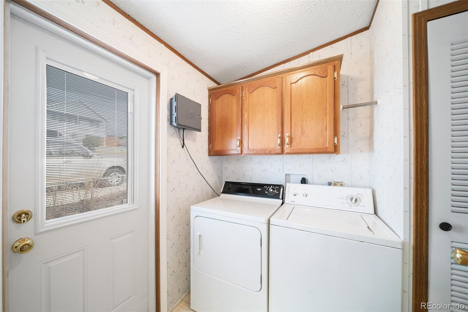 MLS Image #21 for 3305 s dale court,englewood, Colorado